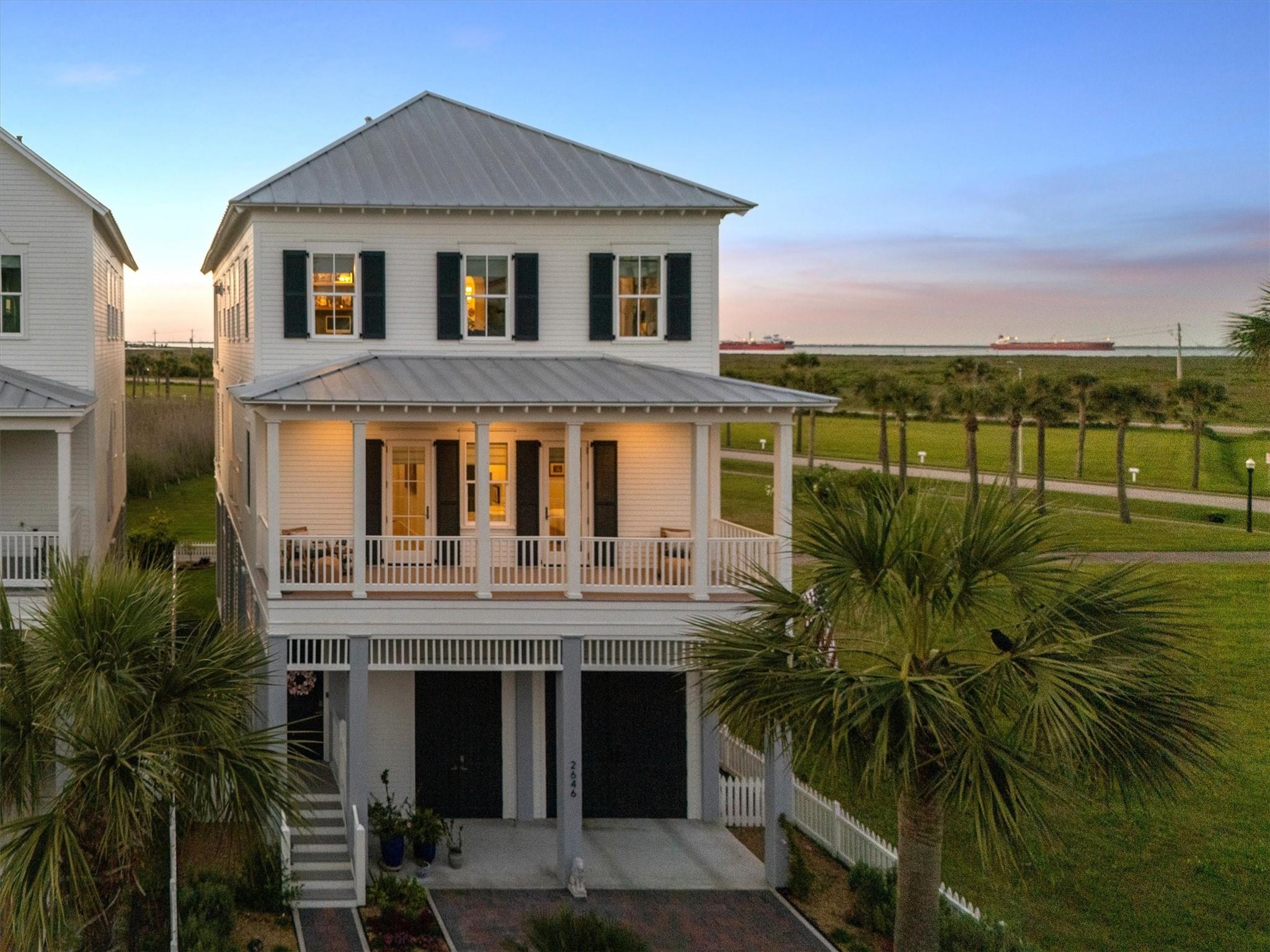 2646 E Seaside Drive — photo