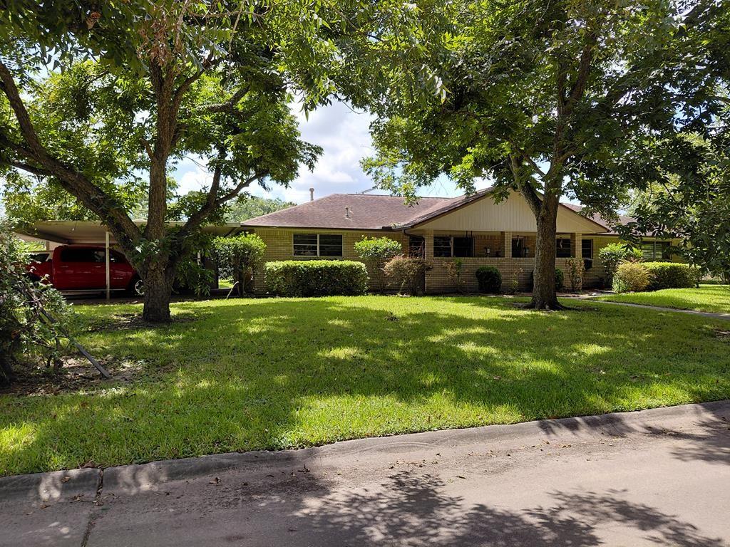 736 Northridge Street — photo