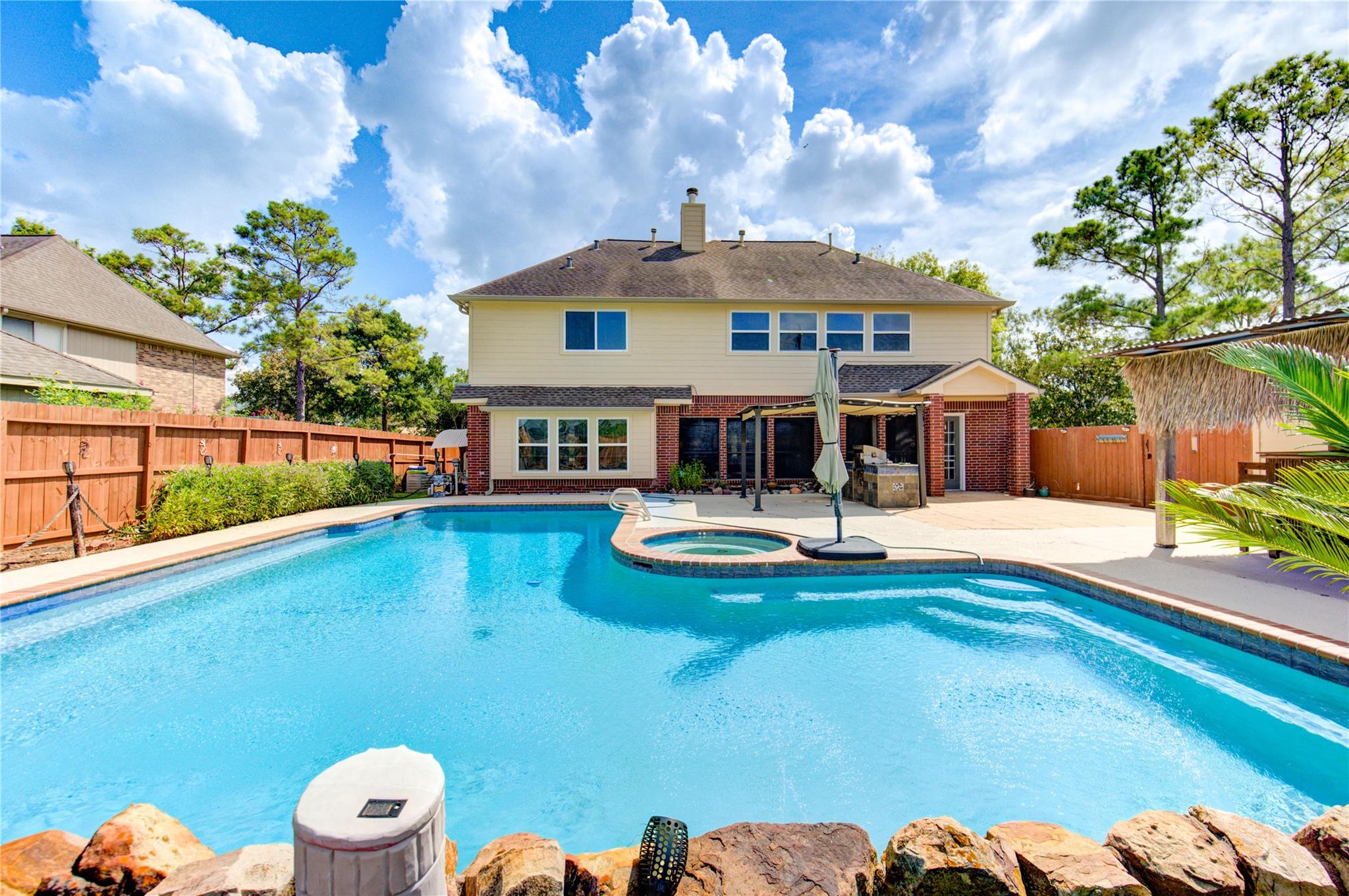 1016 Applewood Drive — photo