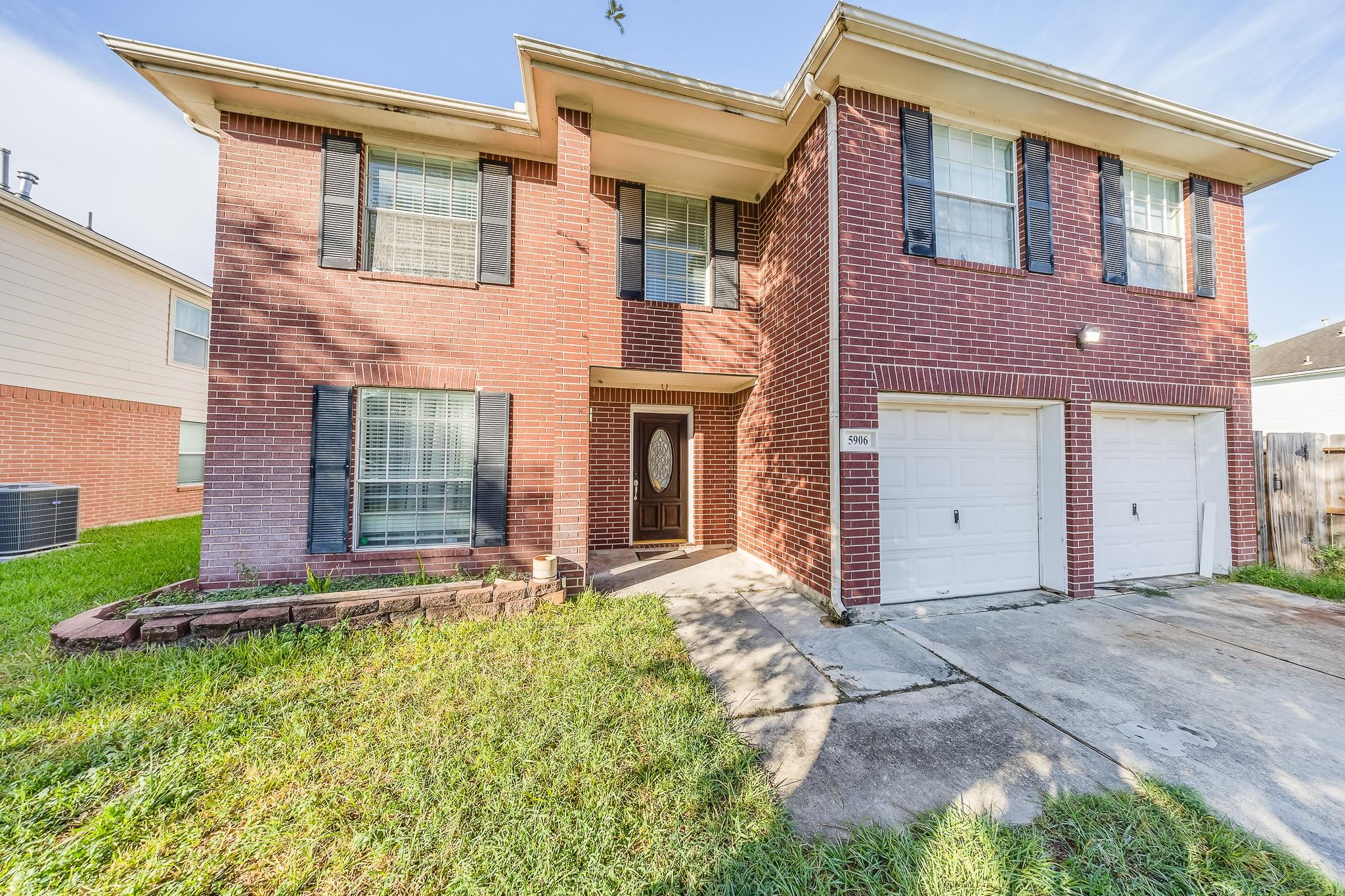 5906 Logancrest Lane — photo
