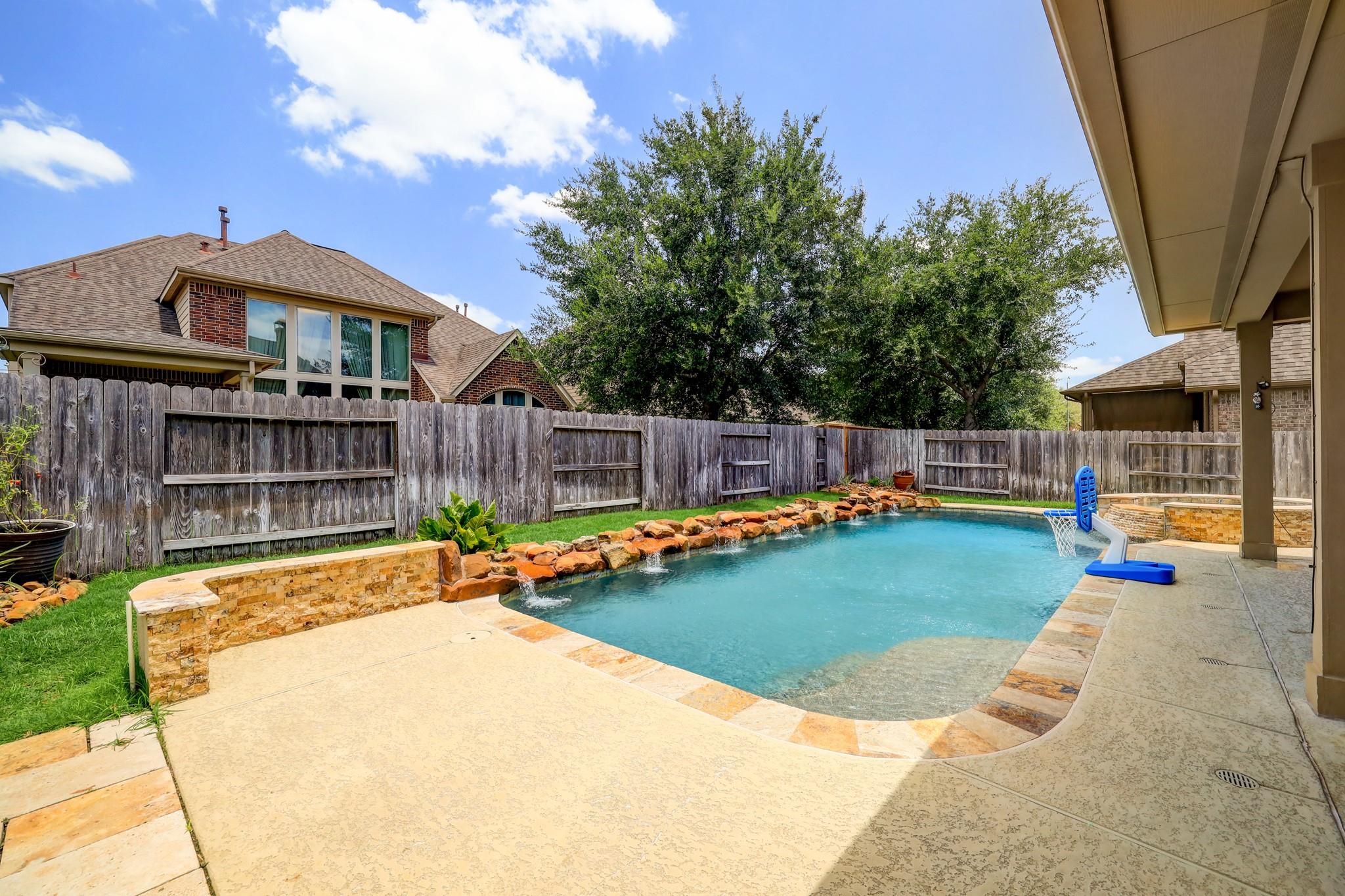 16814 Kilgarth Drive — photo