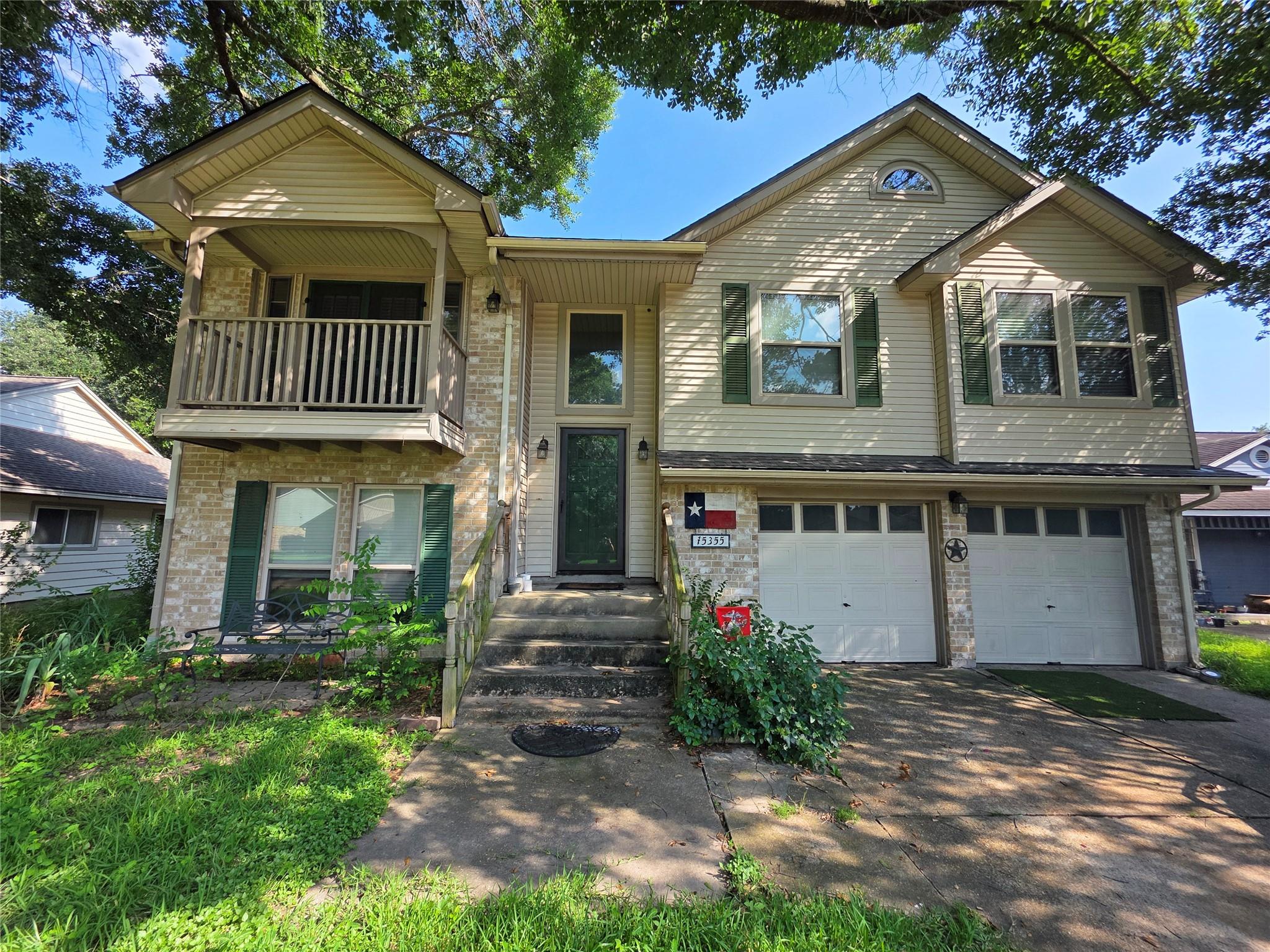 15355 Meadow Village Drive — photo