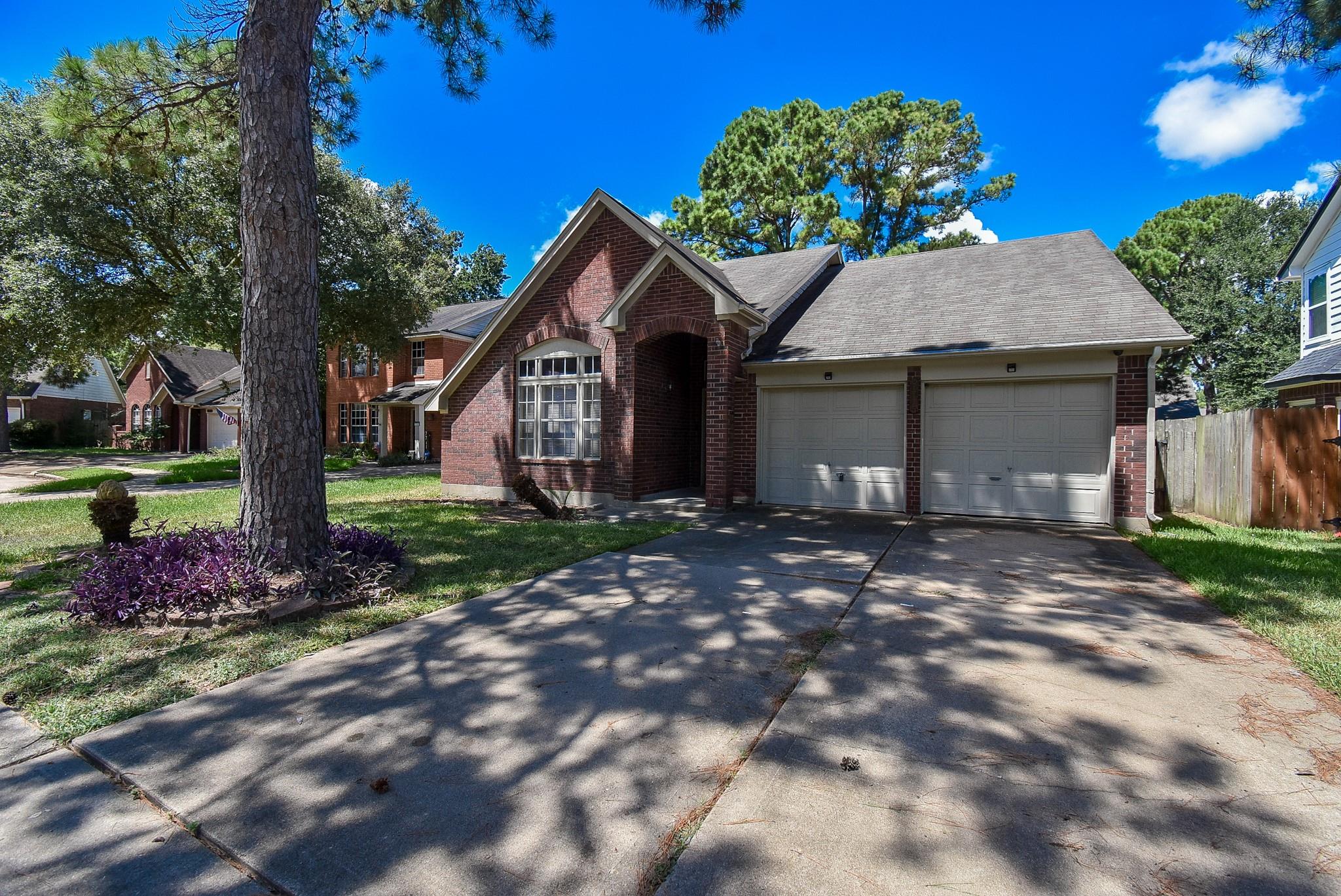 7715 Woodlett Court — photo