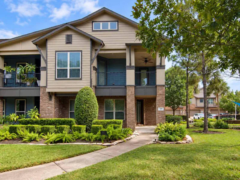 409 Via Regatta Drive — photo