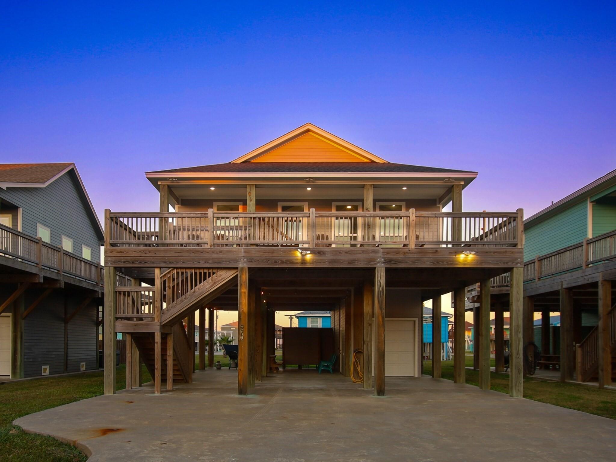 970 Surf, Crystal Beach, TX 77650 — photo 2