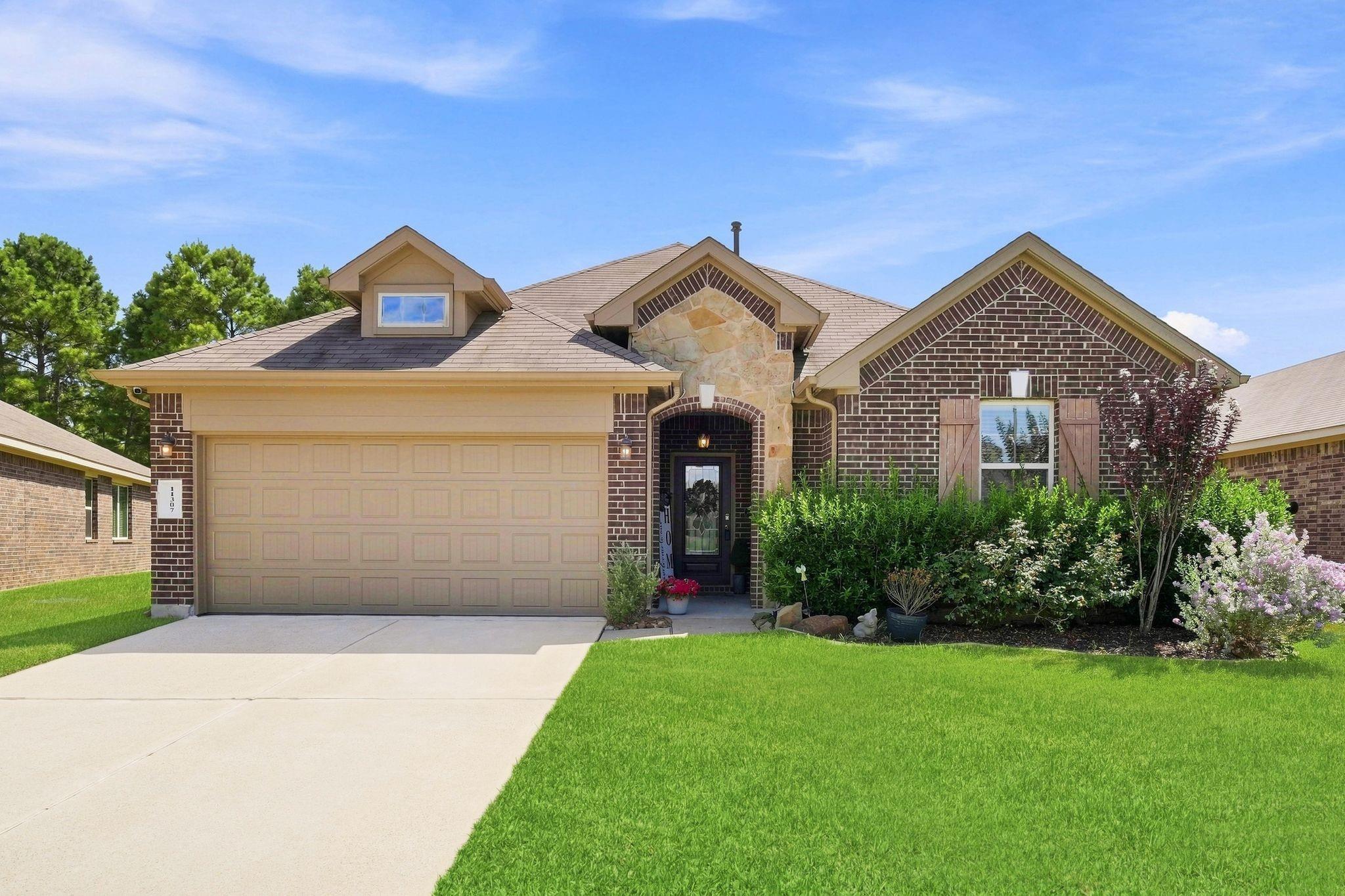 11307 Dawn Beach Lane — photo