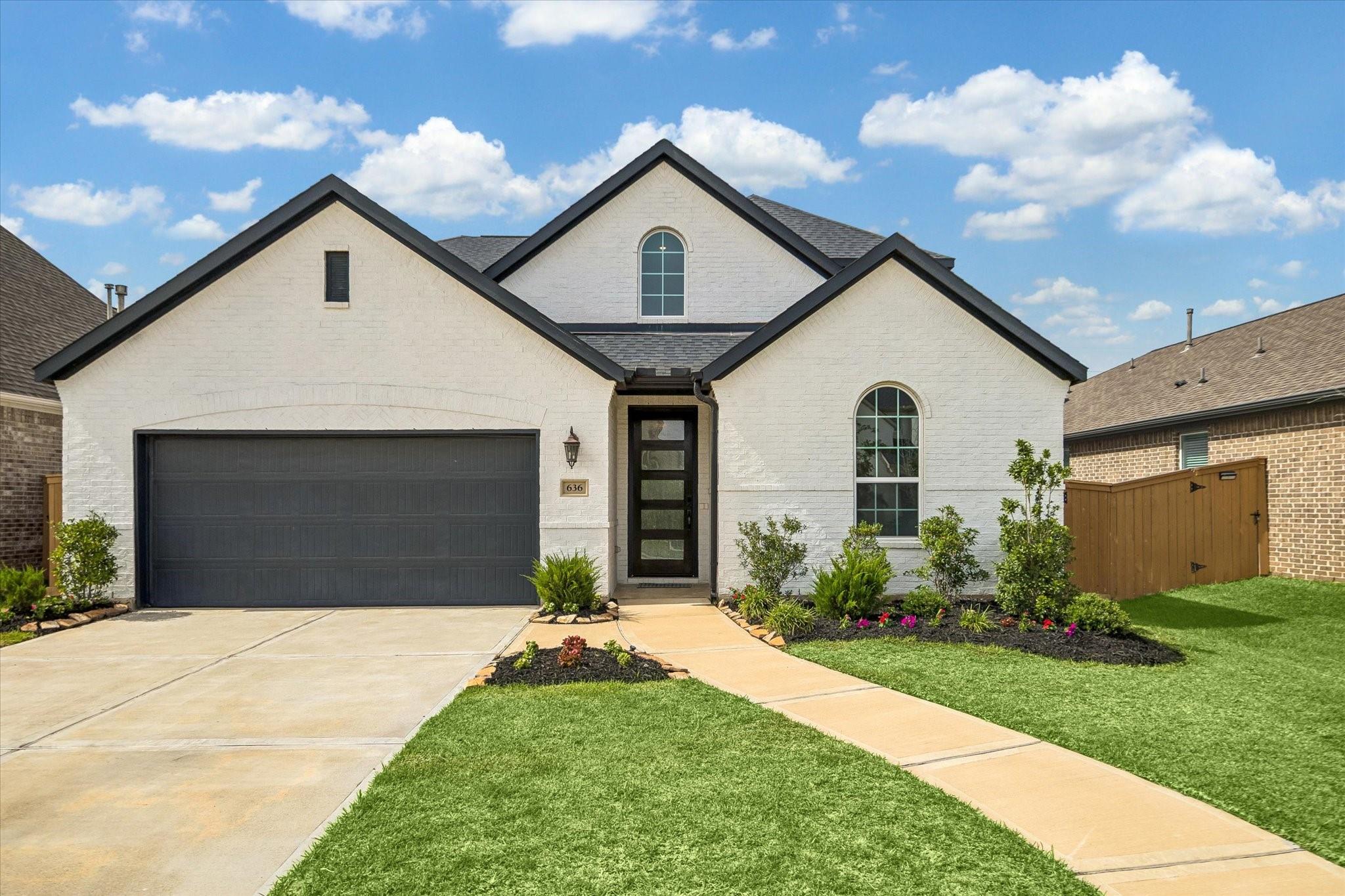 636 Malibu Pines Drive — photo