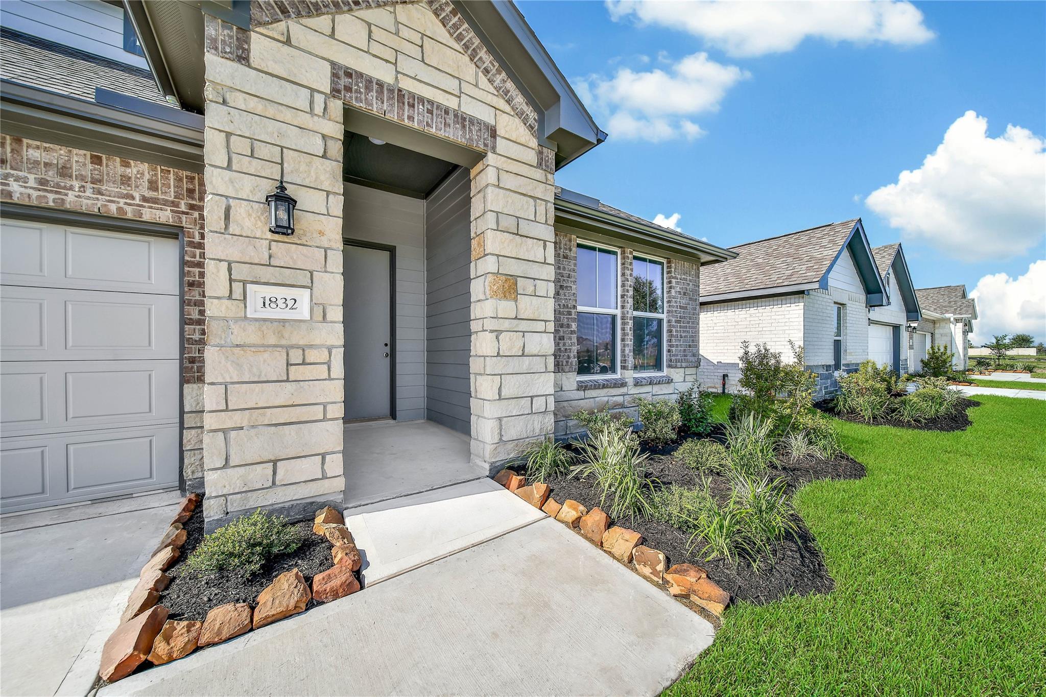 1832 Rory Christine Drive, Rosharon, TX 77583 — photo 2