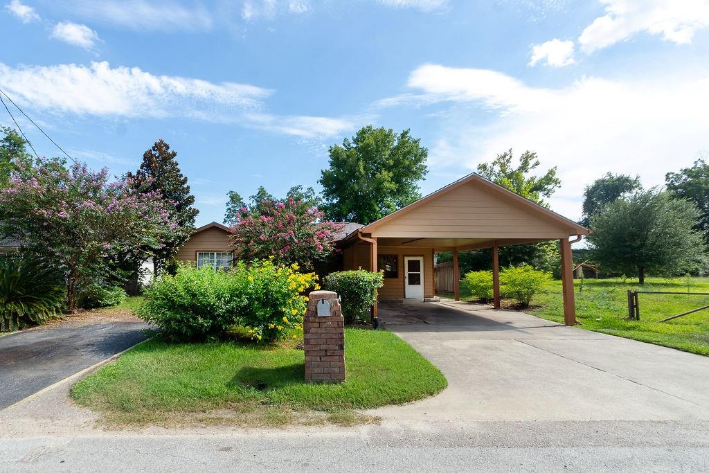 8002 Richland Drive — photo