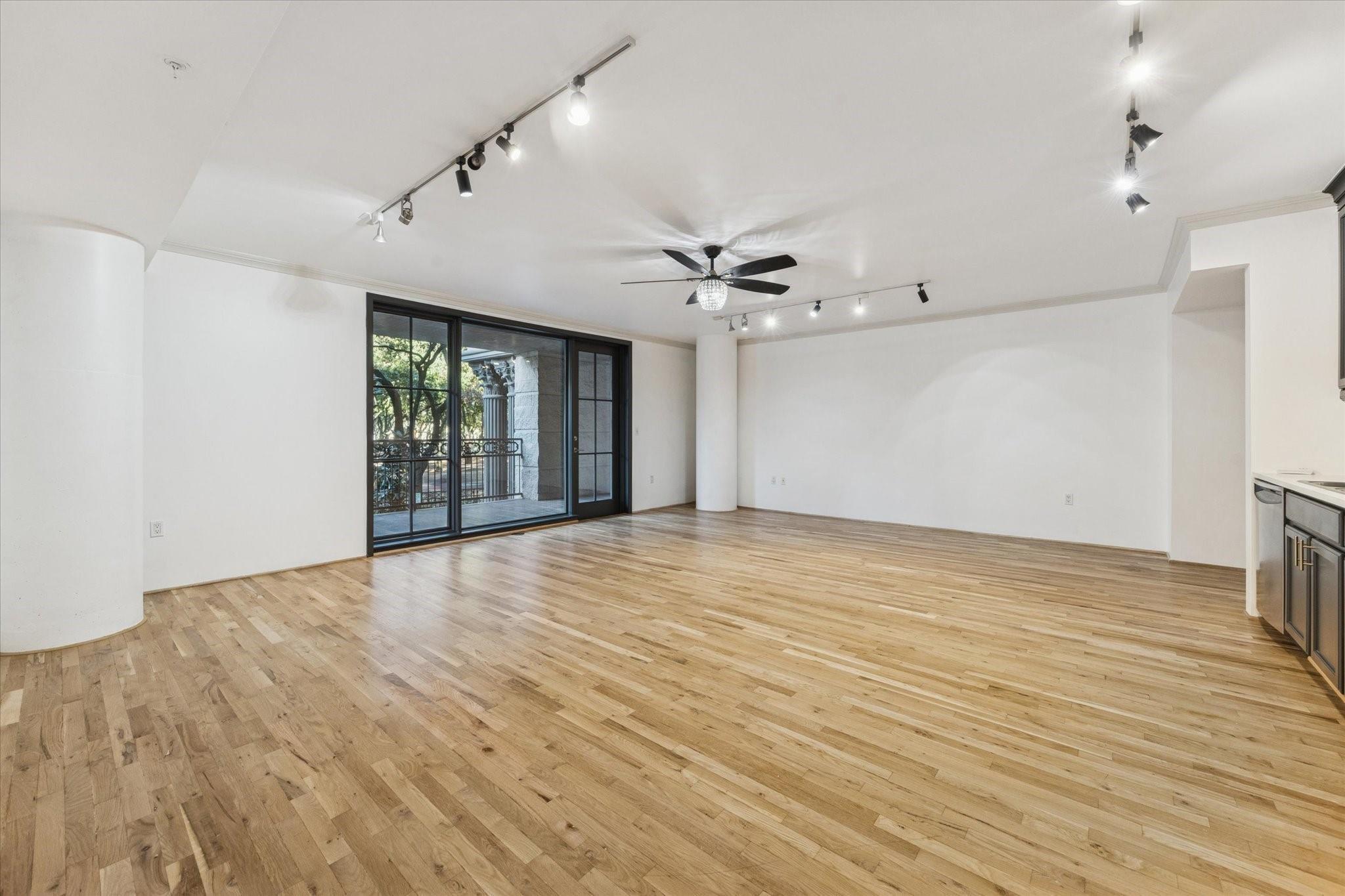 3030 Post Oak Boulevard #203 — photo