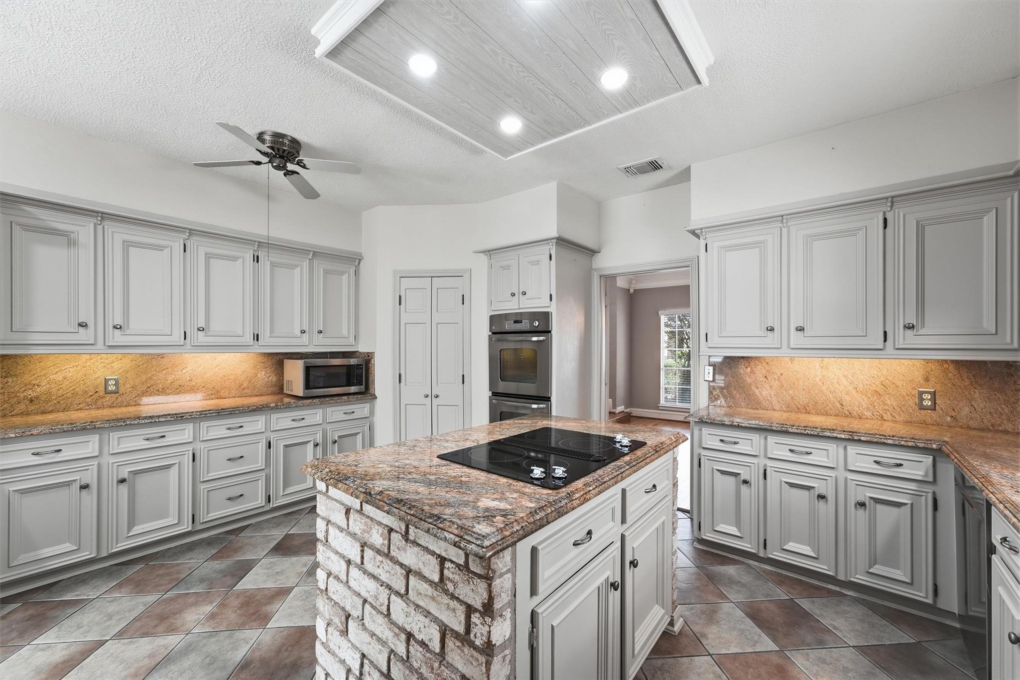15307 Sierra Pines Court — photo
