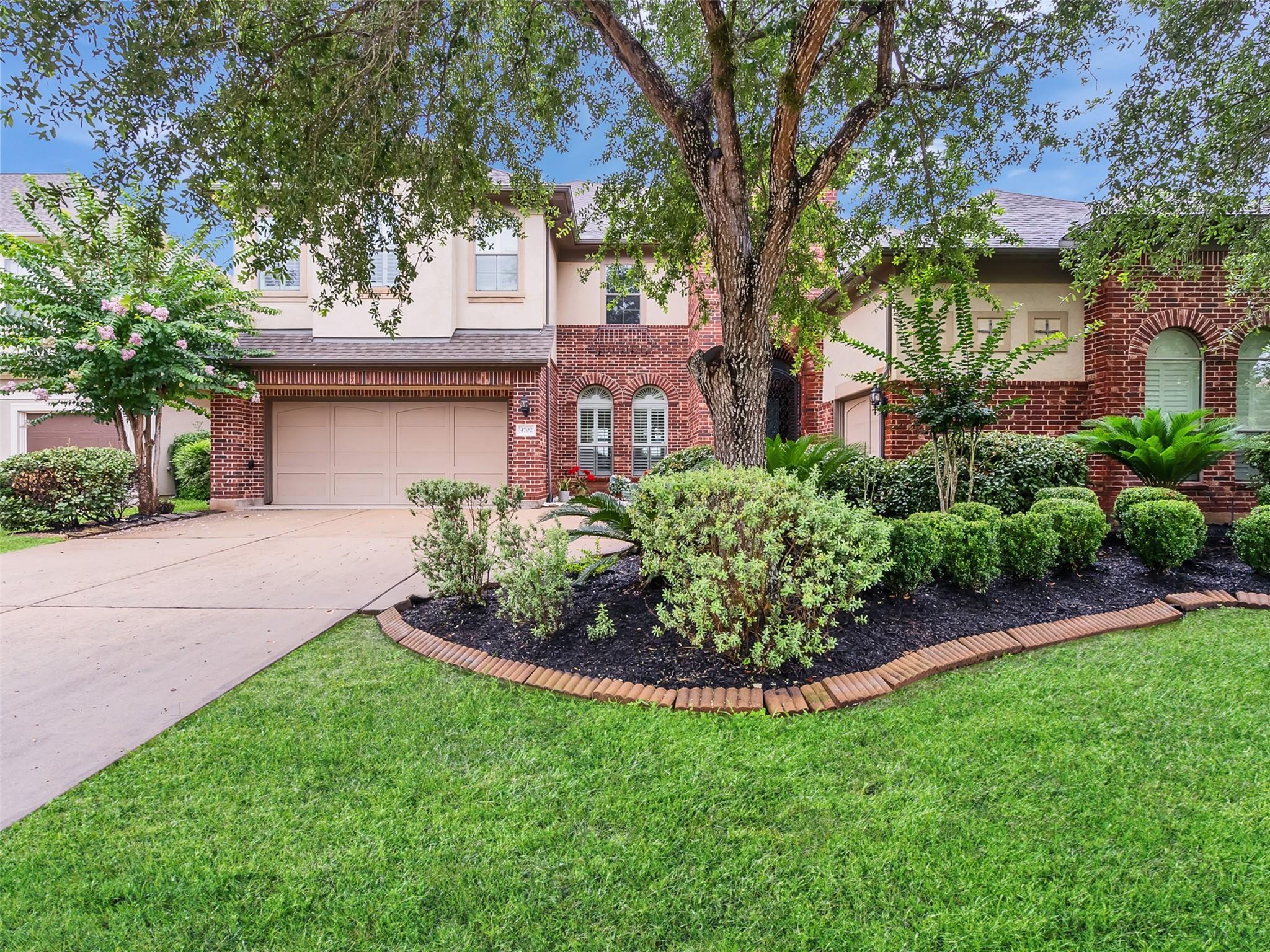 4702 Burclare Court — photo