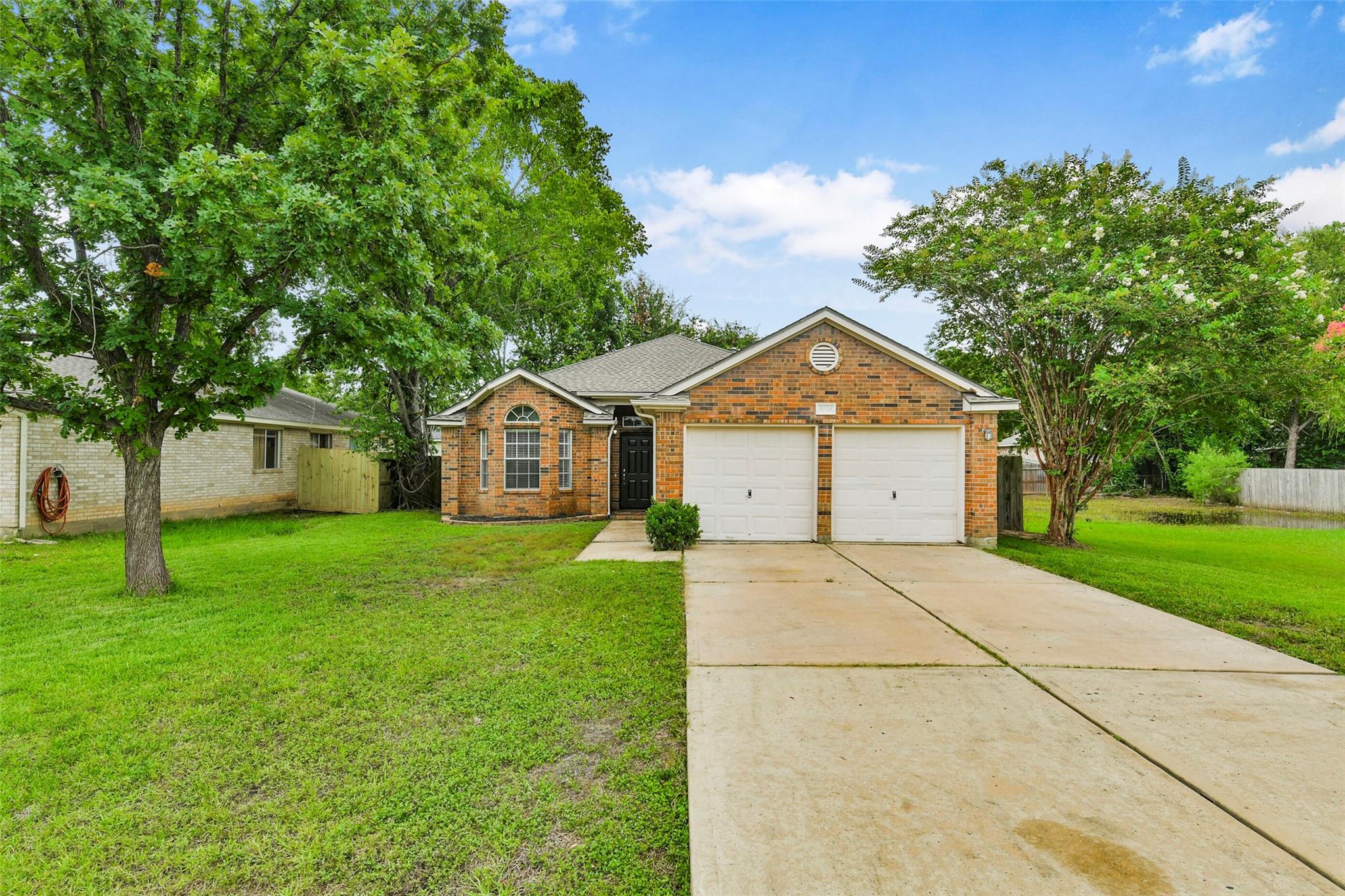 10534 Twin Circle Dr — photo
