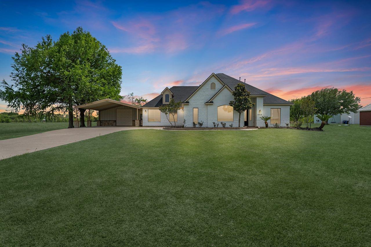 2310 Peters Road — photo