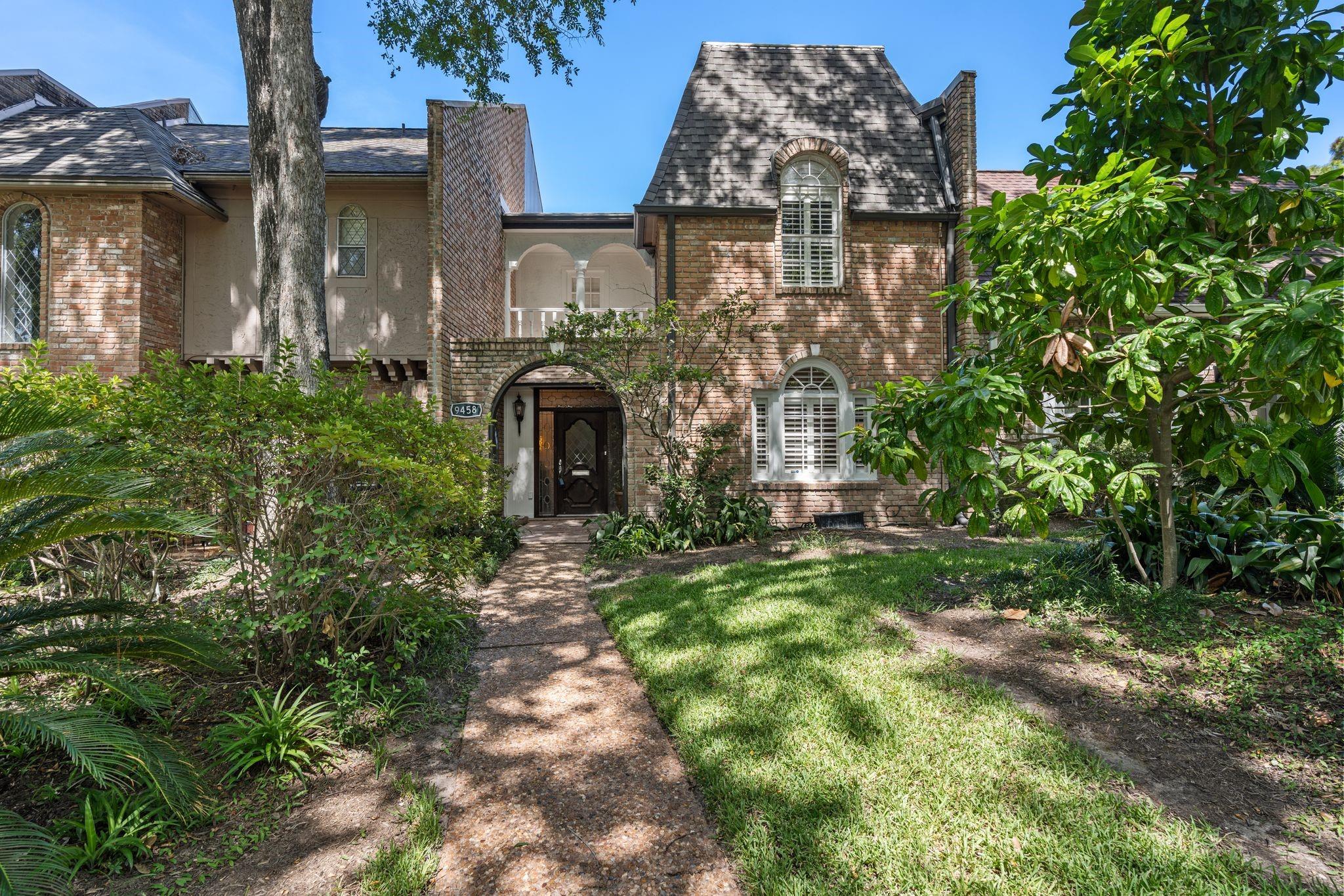 9458 Briar Forest Drive — photo