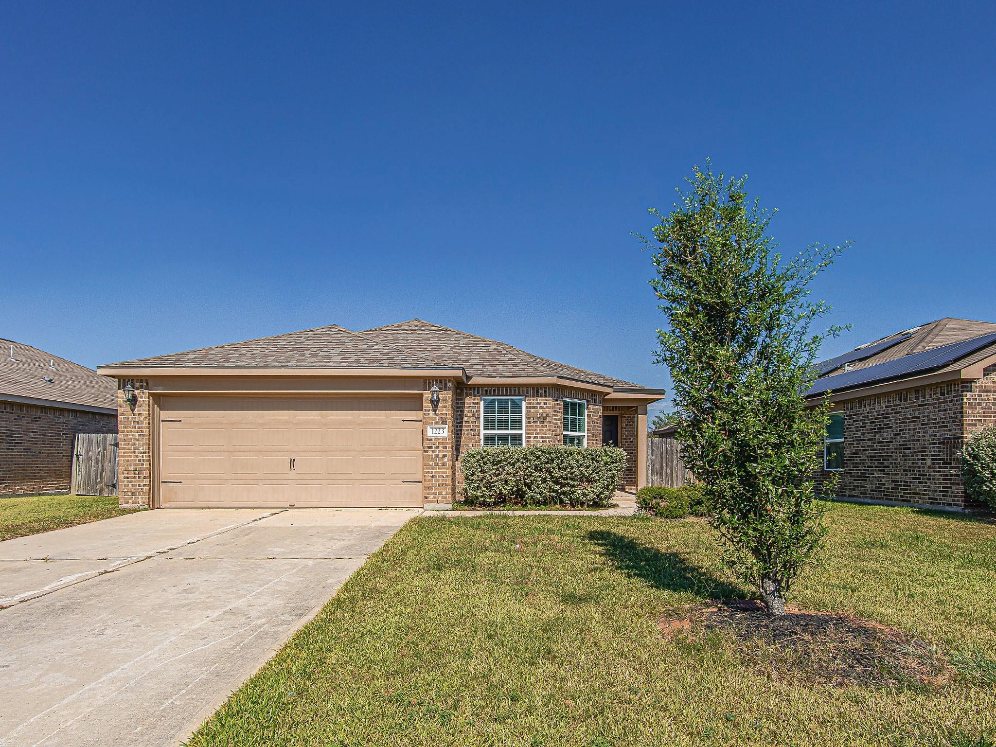 1223 Emerald Stone Drive — photo