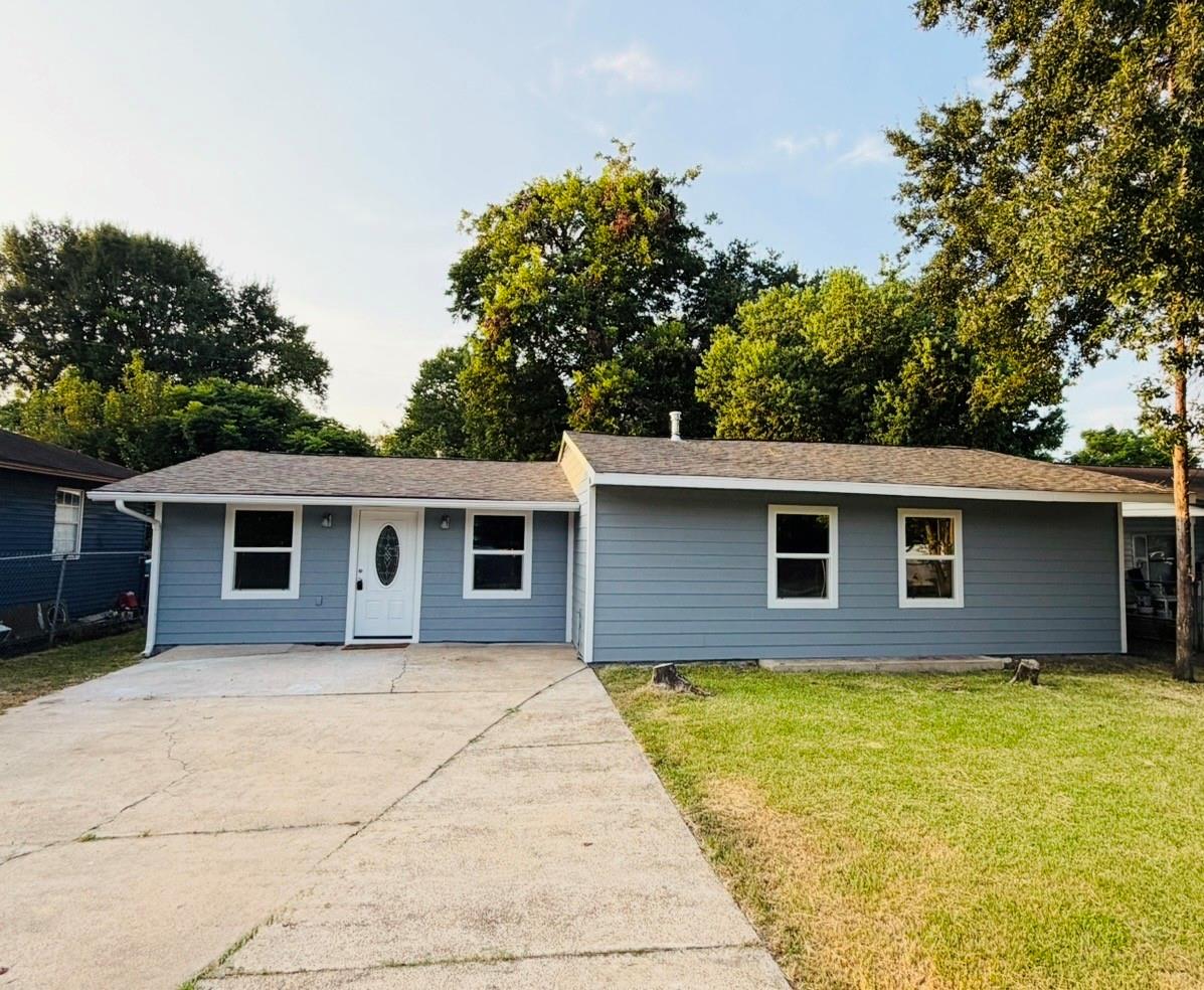 7115 Palmetto Street — photo