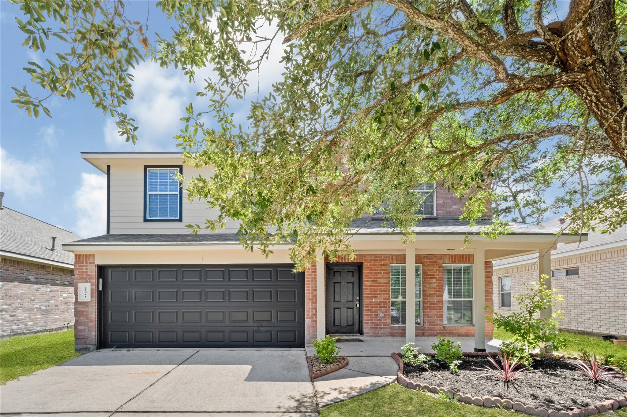 22511 Sweetglen Court — photo