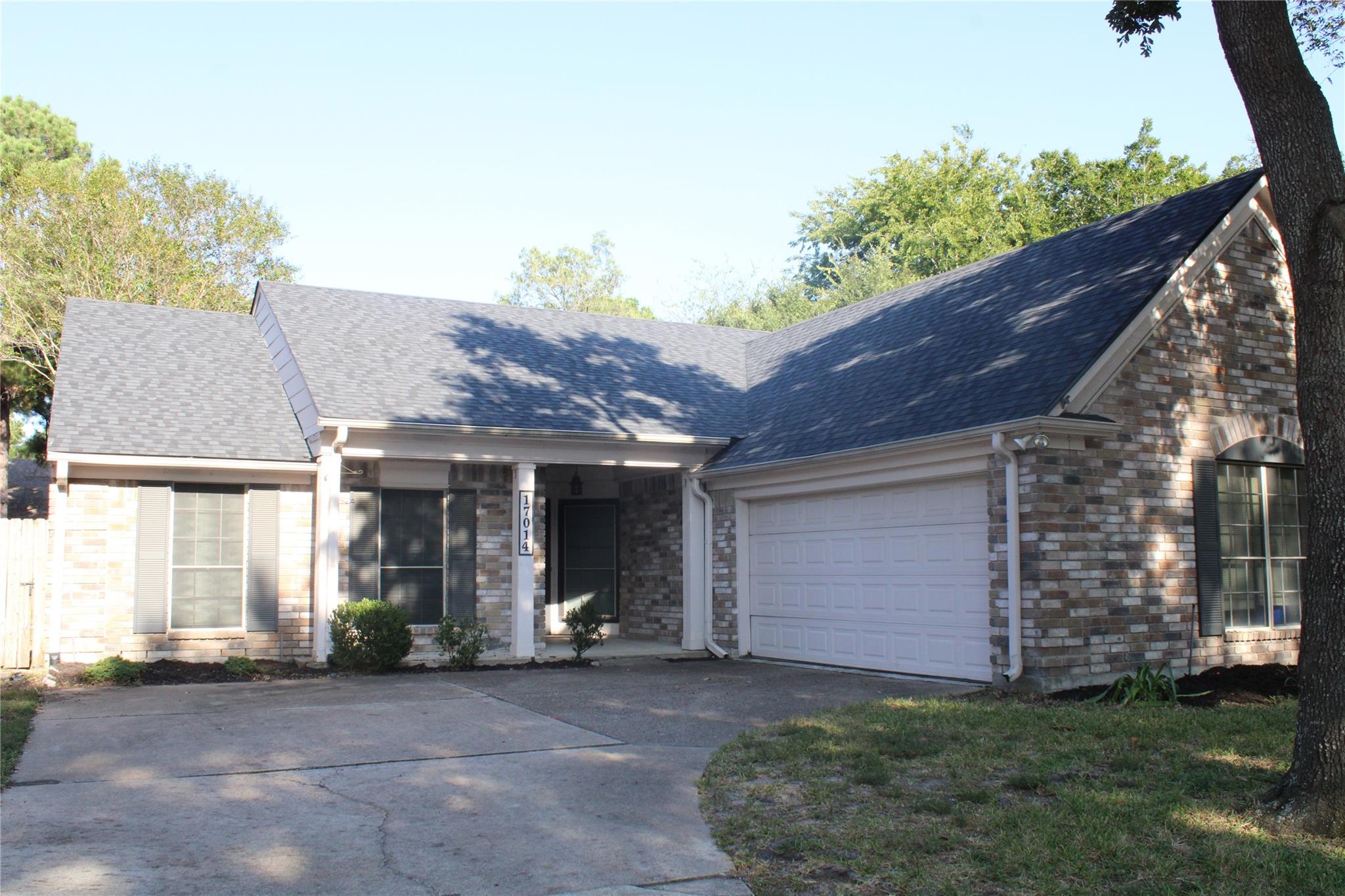 17014 Boyton Lane — photo