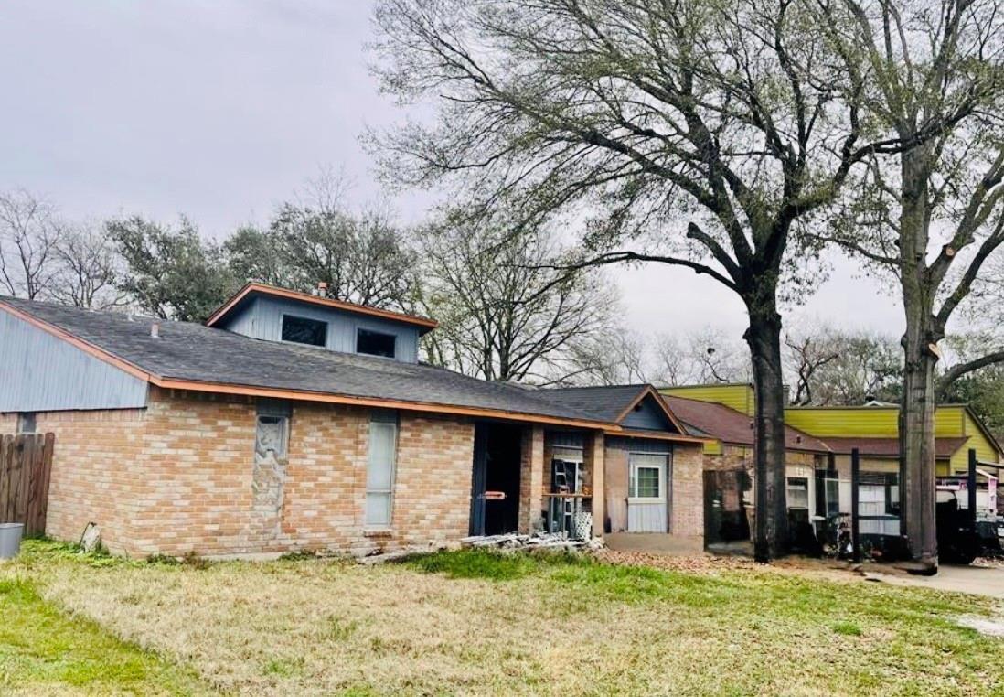 13114 Maxim Drive — photo