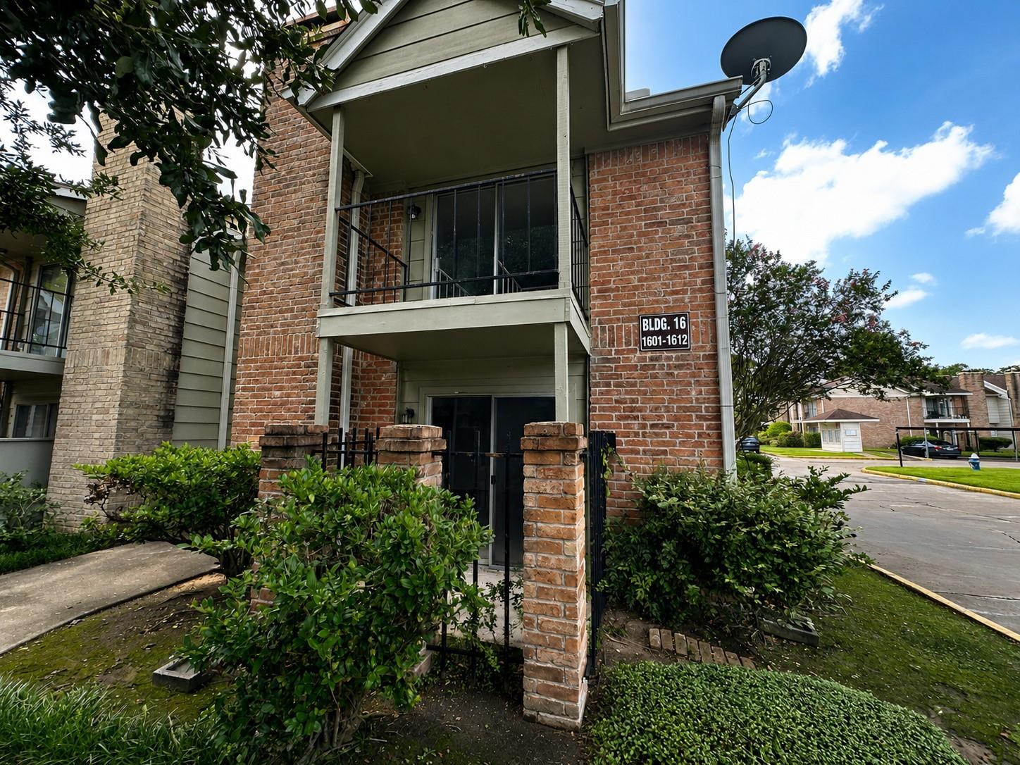 2800 Jeanetta Street #1601 — photo
