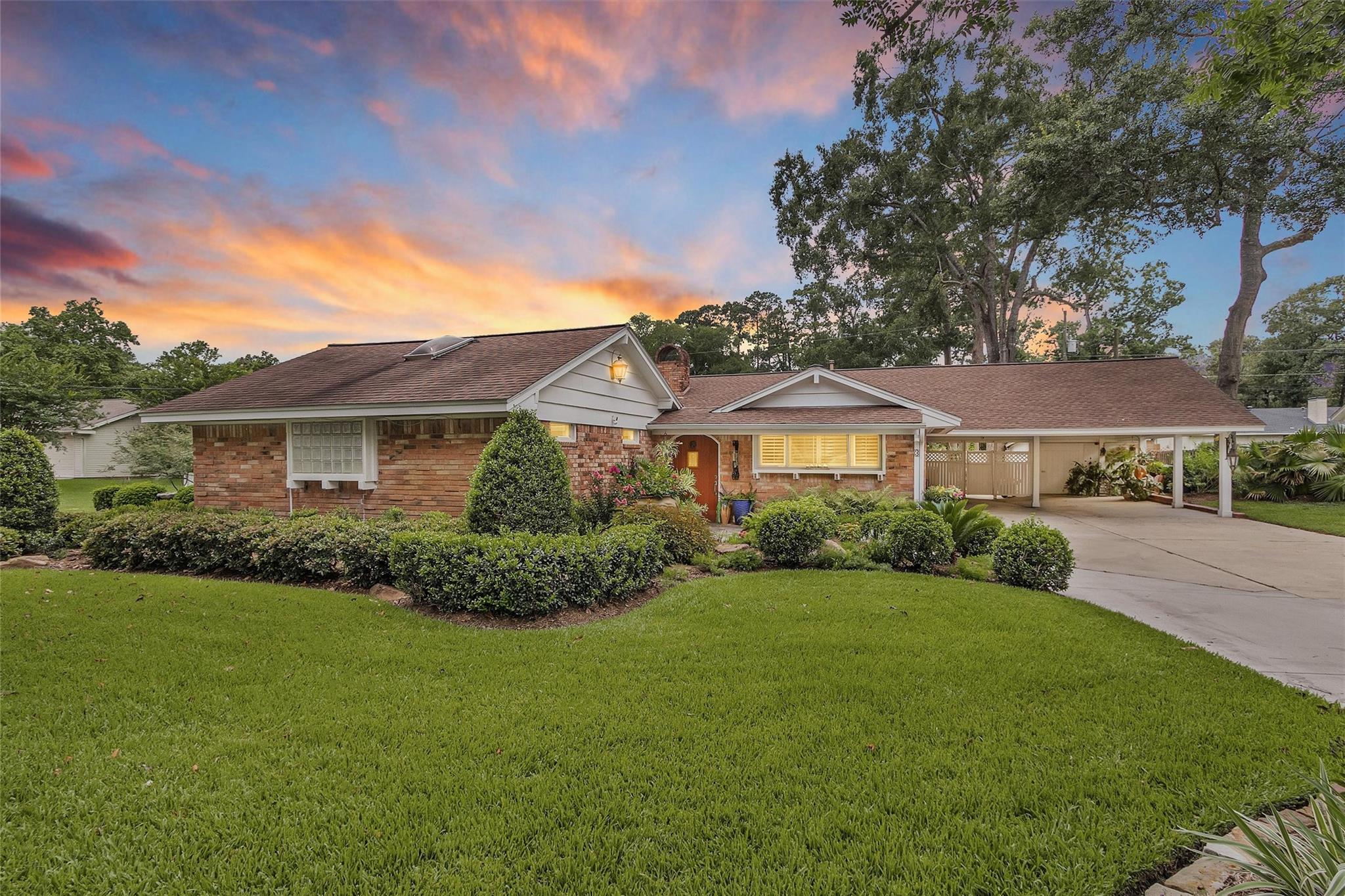 3 Fairway Drive — photo