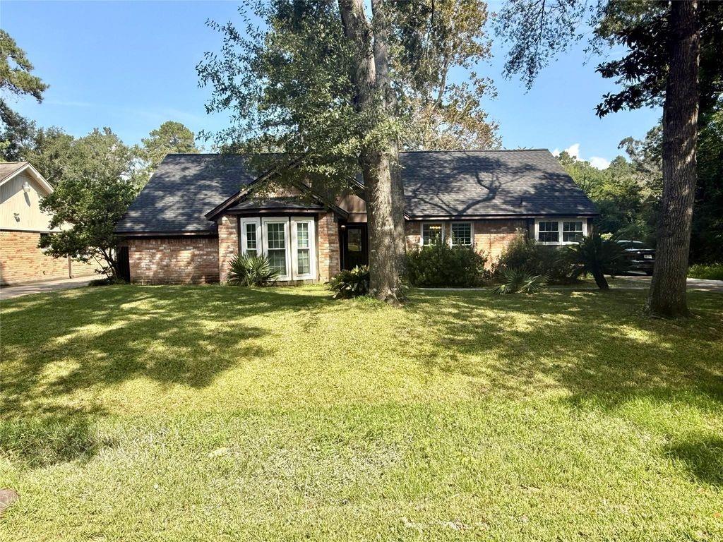 727 Angelina Drive — photo