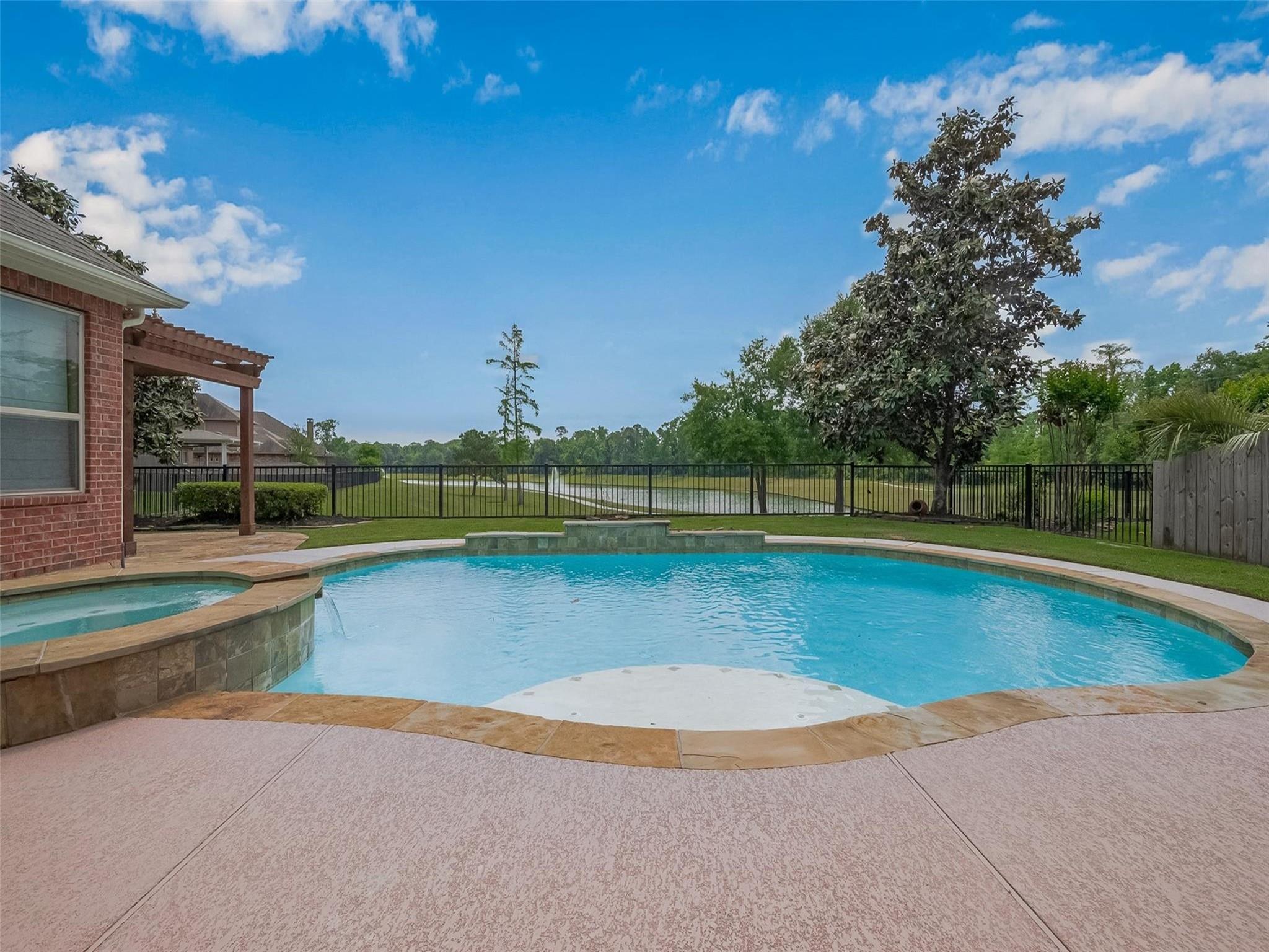 2711 King Point View Lane — photo