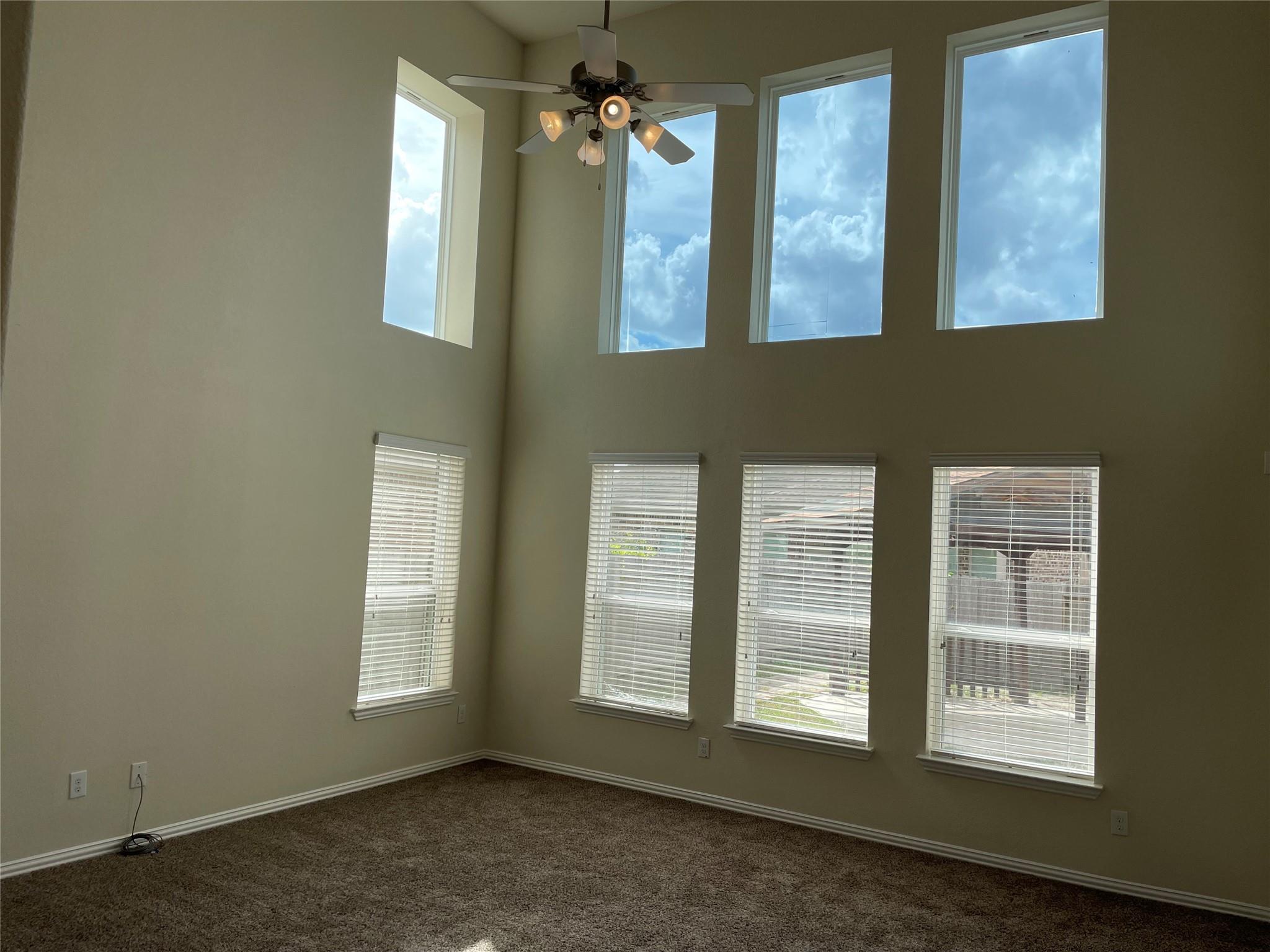 627 Oak Circle Drive E, Conroe, TX 77301 — photo 3