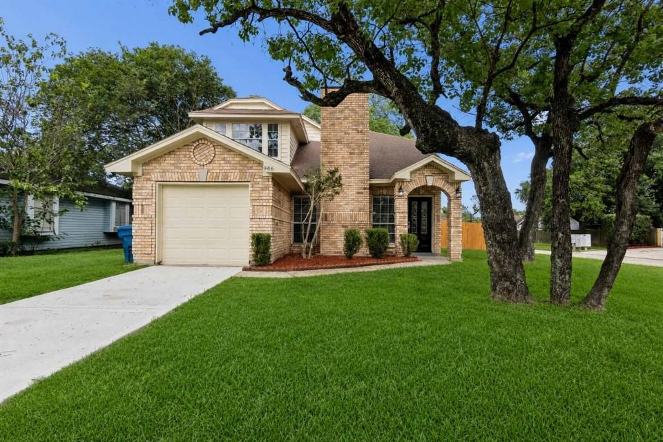 946 Pennygent Lane — photo