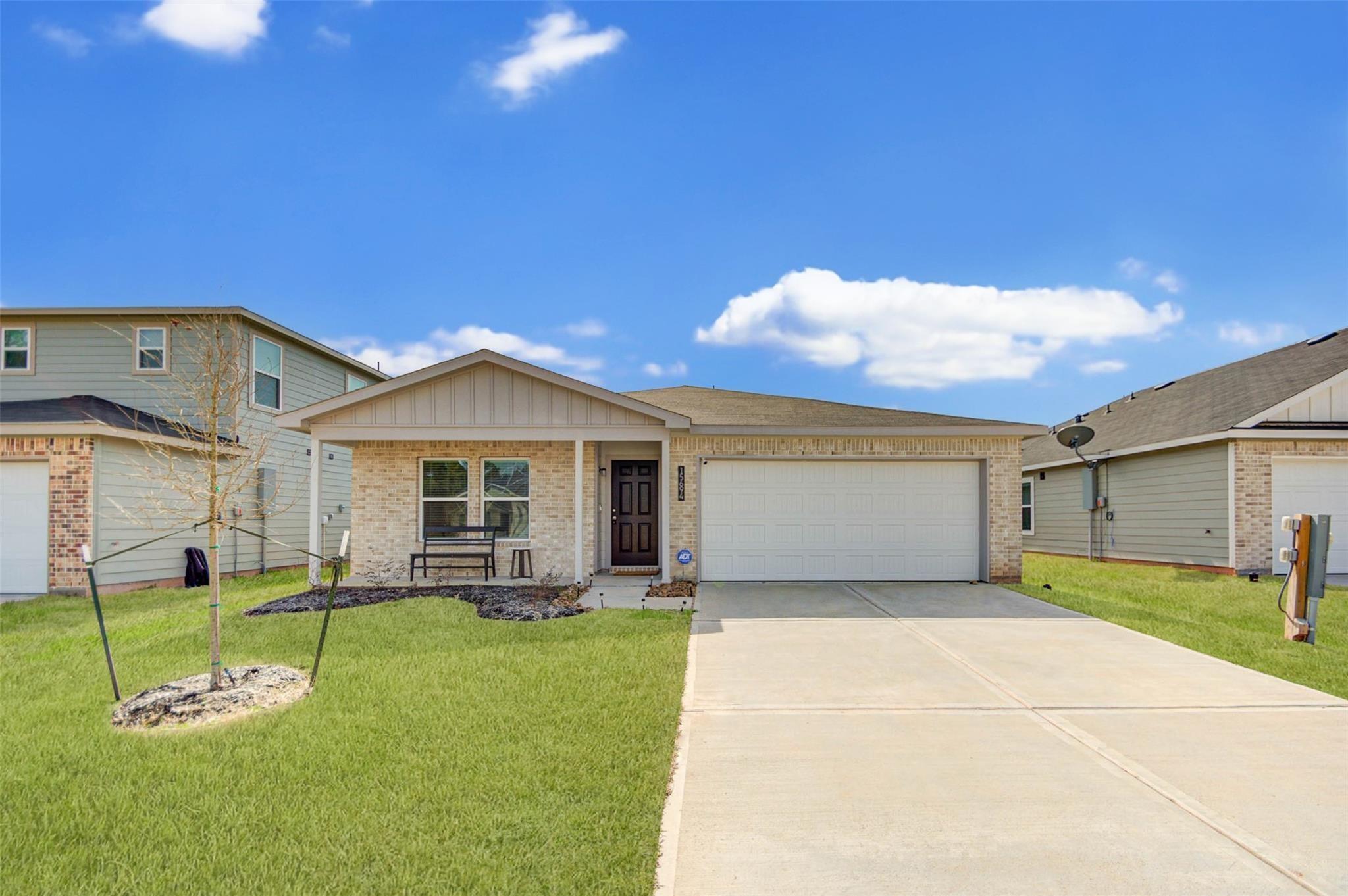 15694 Briar Forest Drive — photo