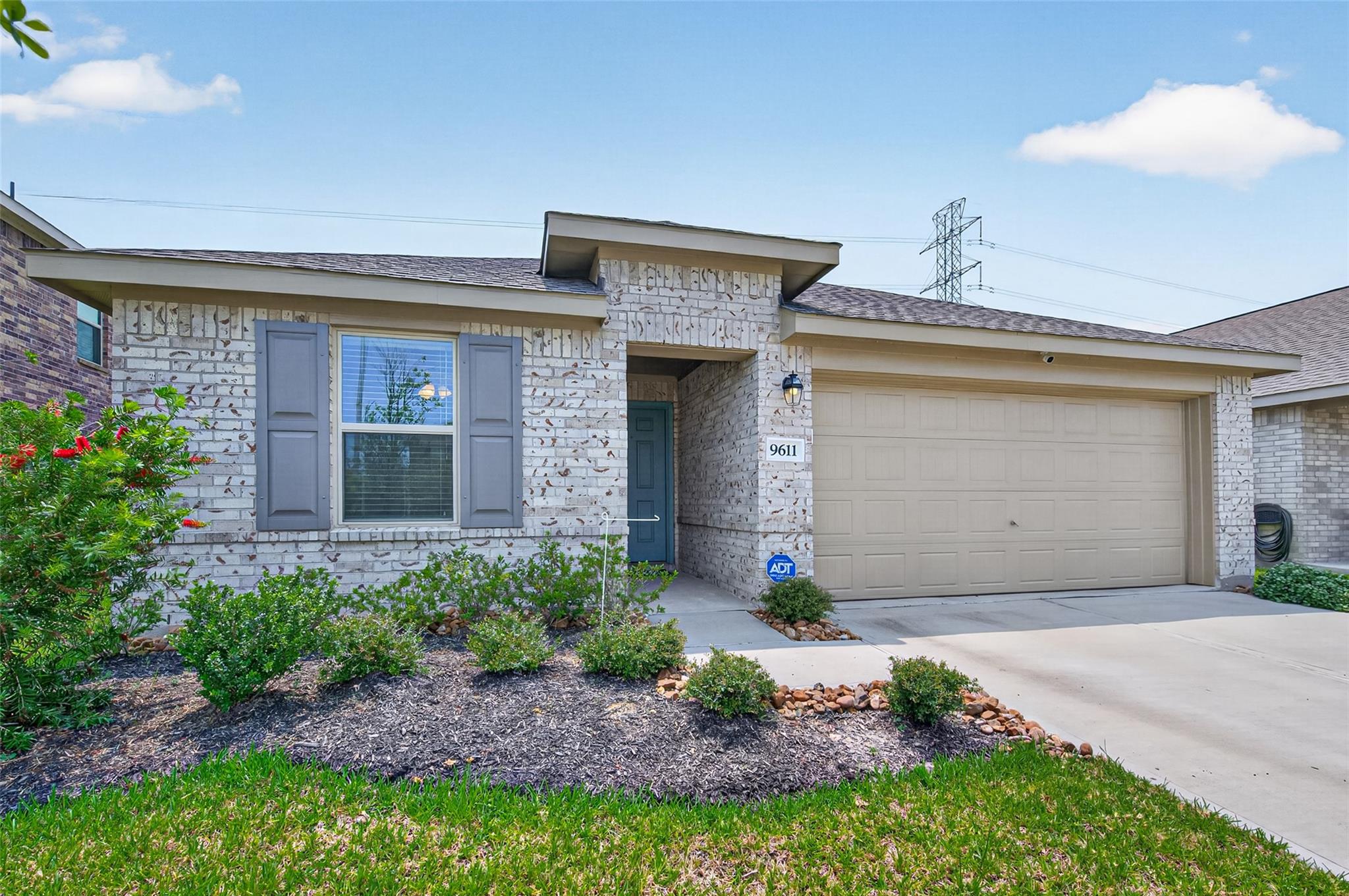 9611 Atwood Lake Drive — photo