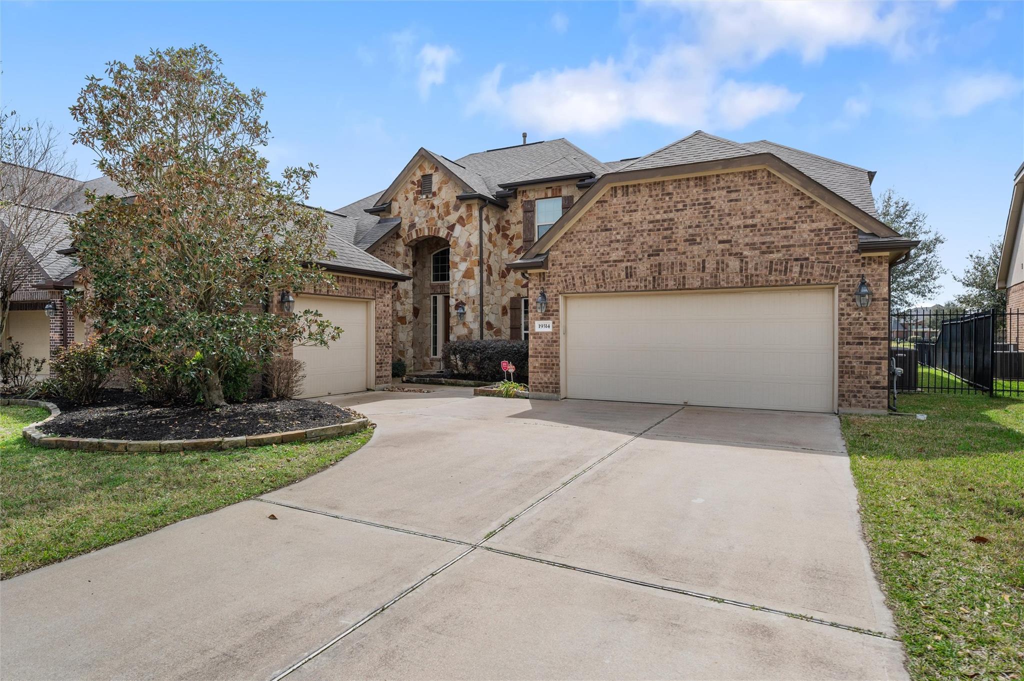19314 Stanton Lake Dr — photo