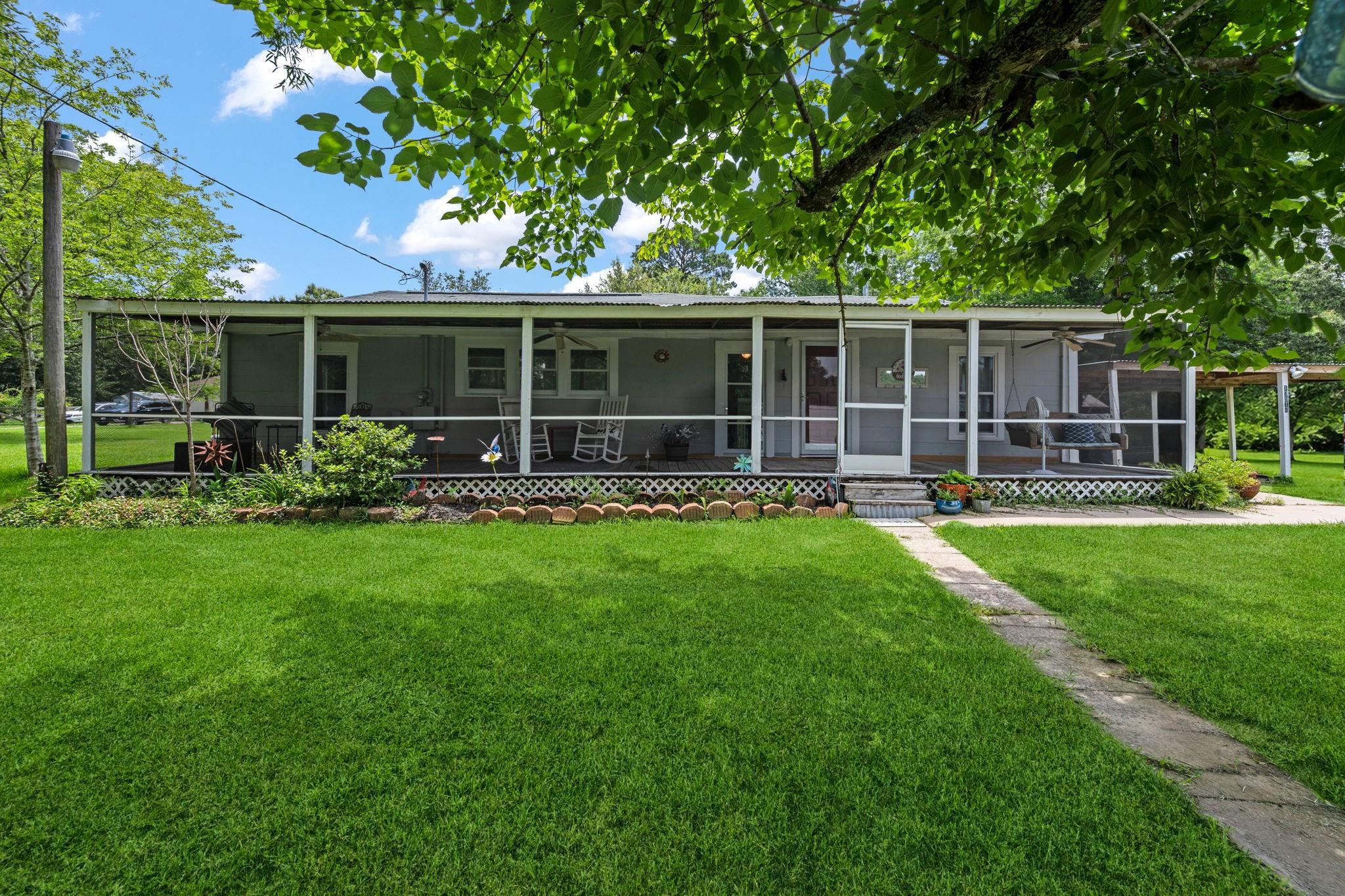 13914 FM 1409 — photo
