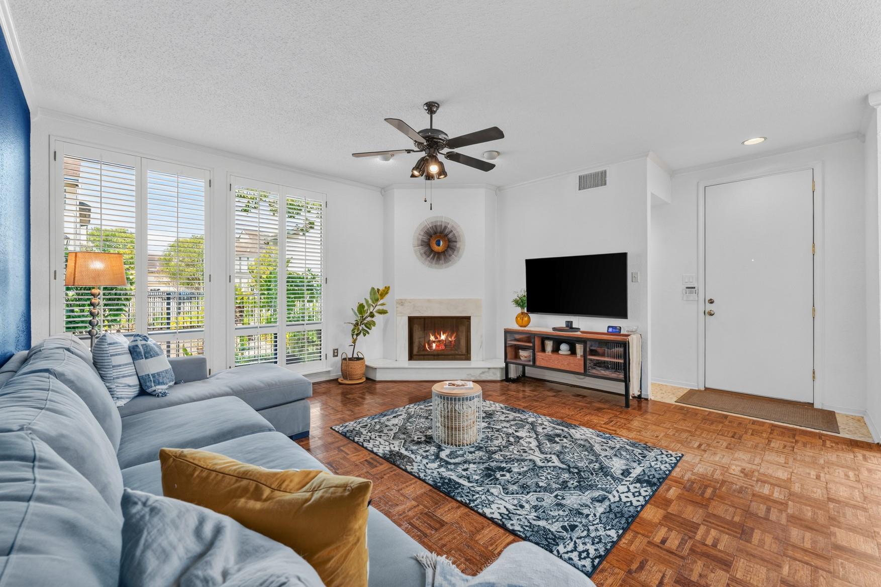 1112 Bering Drive #62 — photo