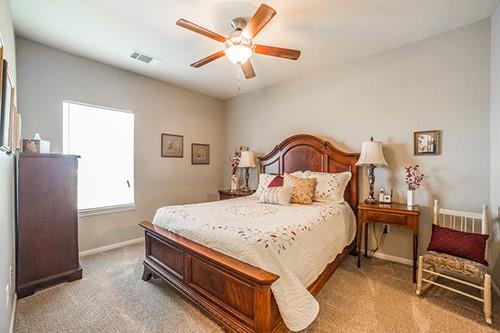 809 E Briggs Drive, Macon, MO 63552 — photo 2