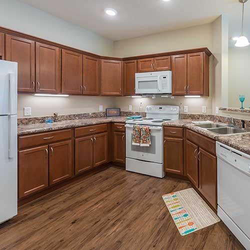 809 E Briggs Drive, Macon, MO 63552 — photo 3