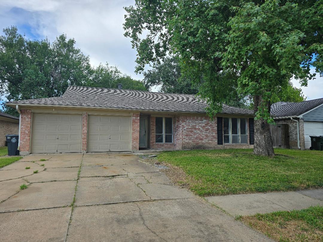 13630 Greenway Drive — photo