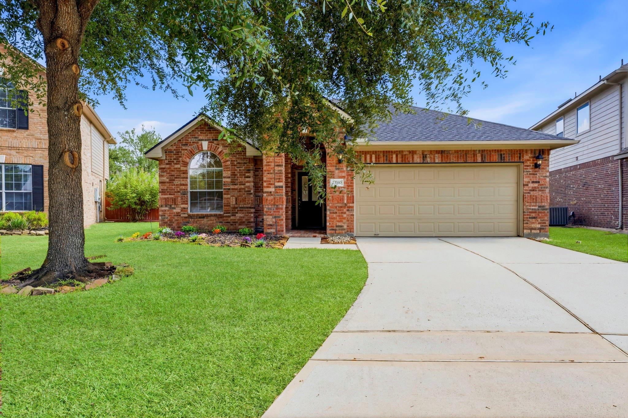 23410 W Pine Ivy Lane — photo