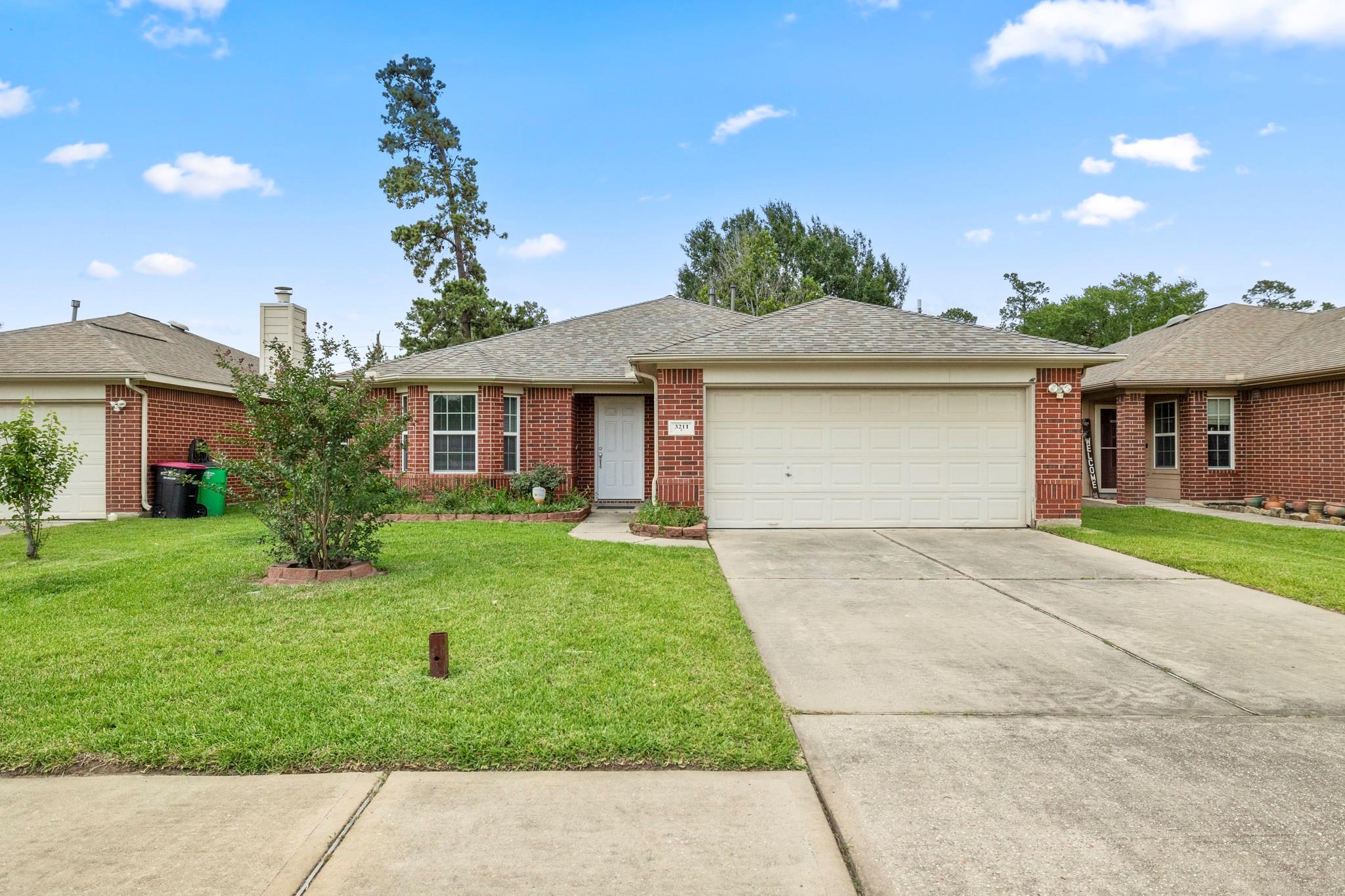 3211 Falcon Trail Drive — photo