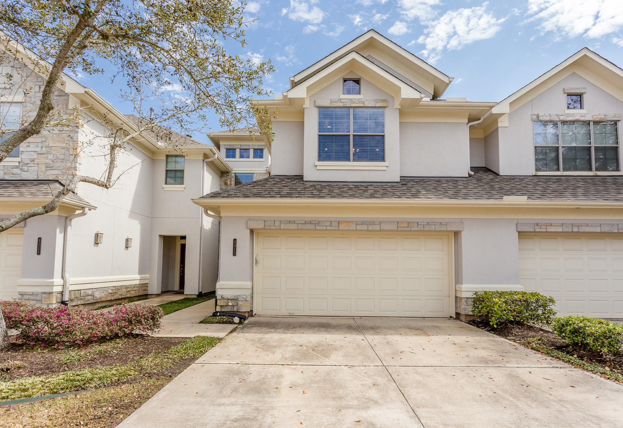 4313 Lake Walk Court — photo