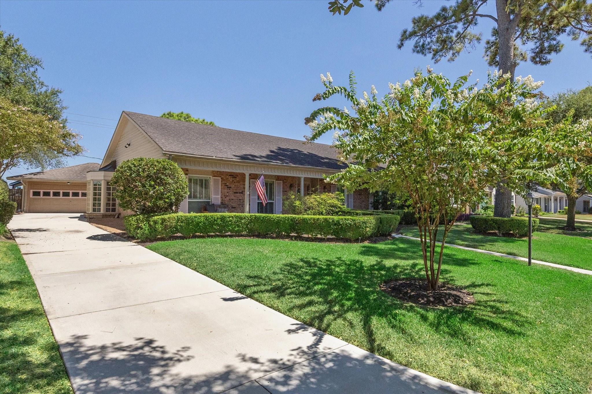 818 Olney Oak Drive — photo