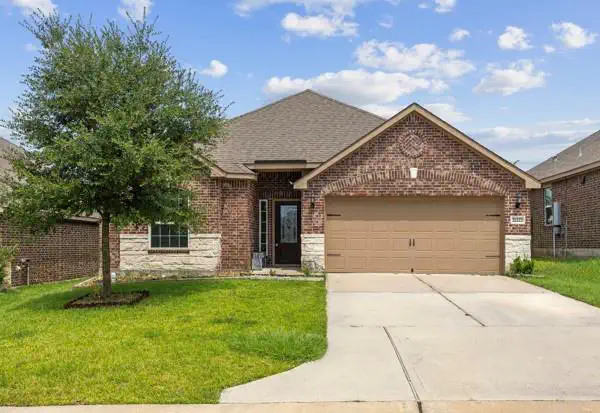 21222 Opal Oak Drive — photo
