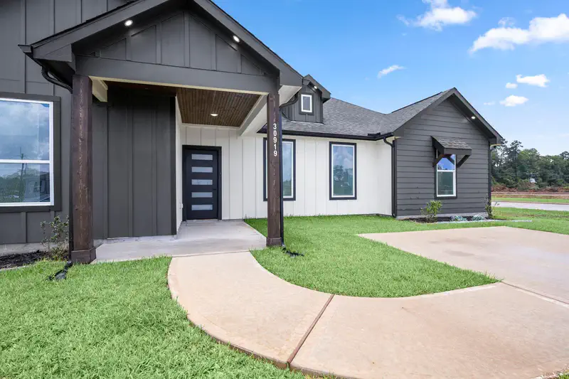 30919 Brown Pine Street — photo