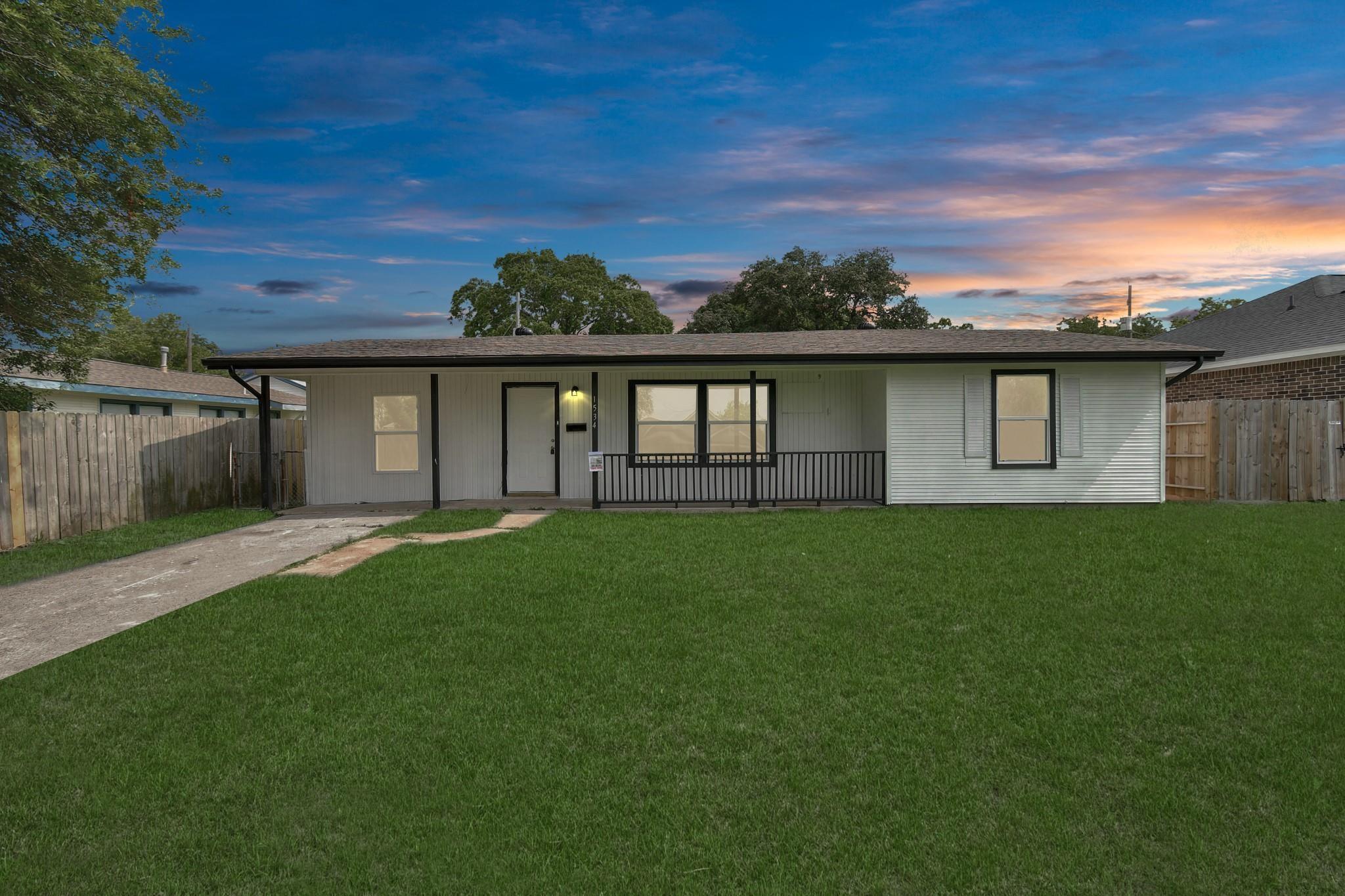 1534 Wayside Drive — photo