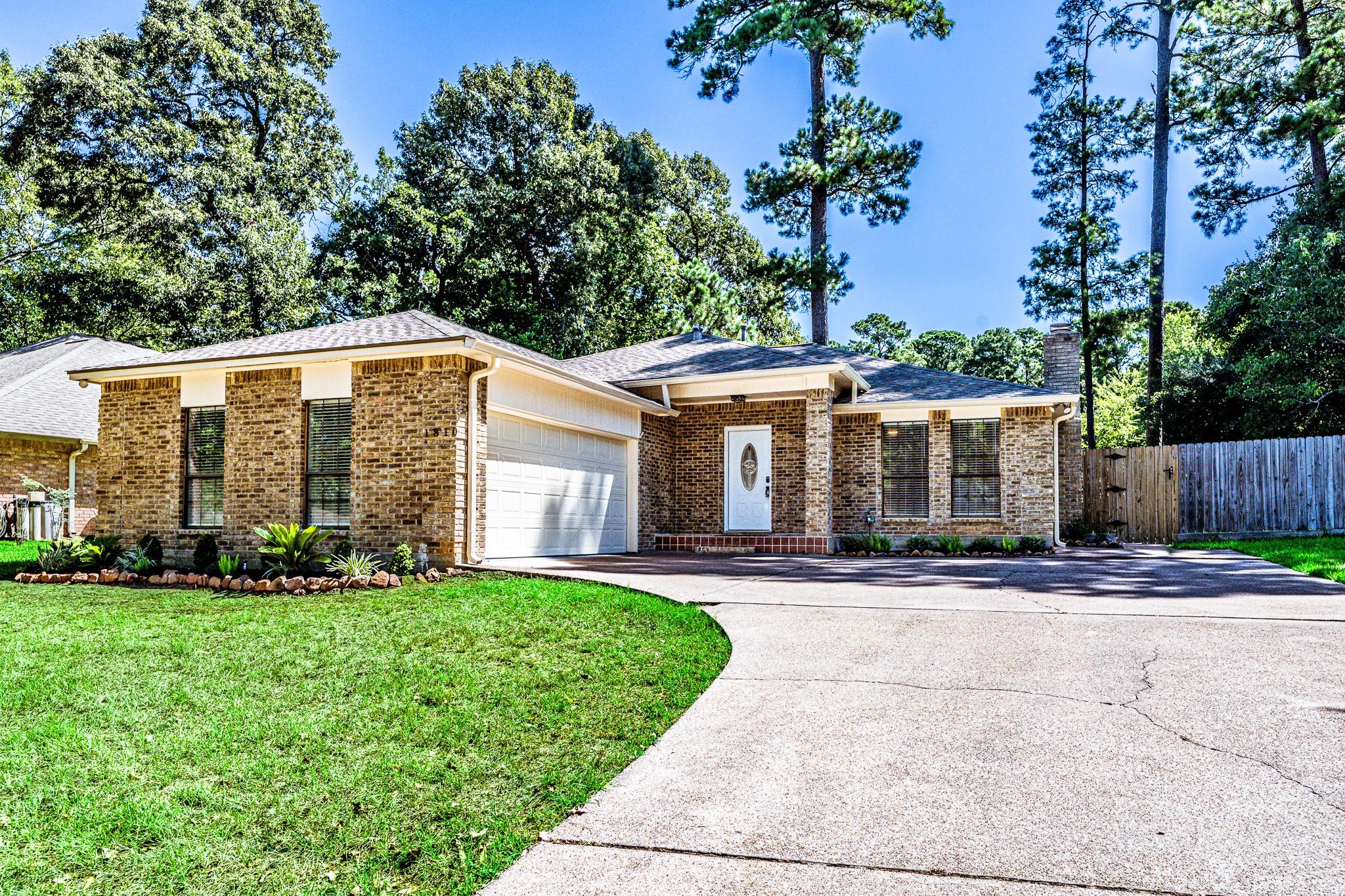 1810 Greentree Drive — photo