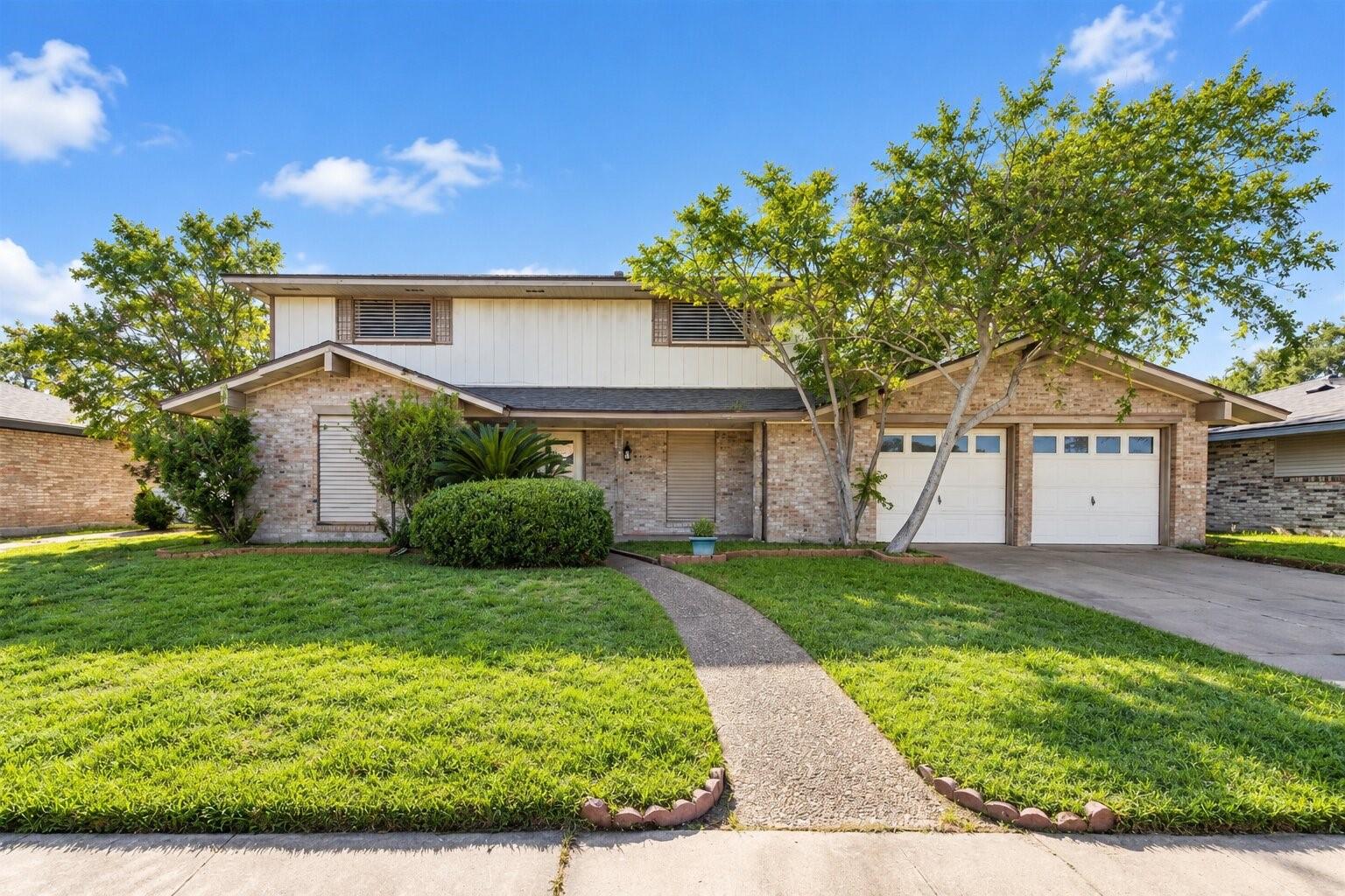 204 Trinity Drive — photo