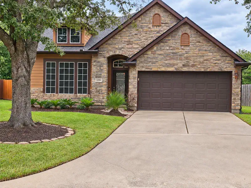 13751 Crested Iris Drive — photo