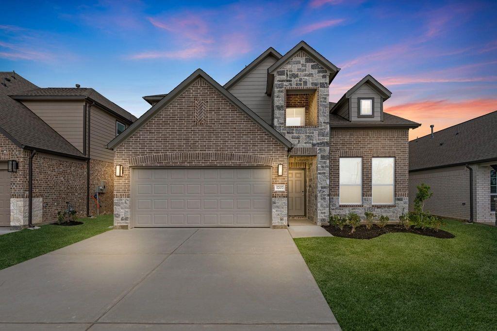 1747 Pecan Woods Lane — photo