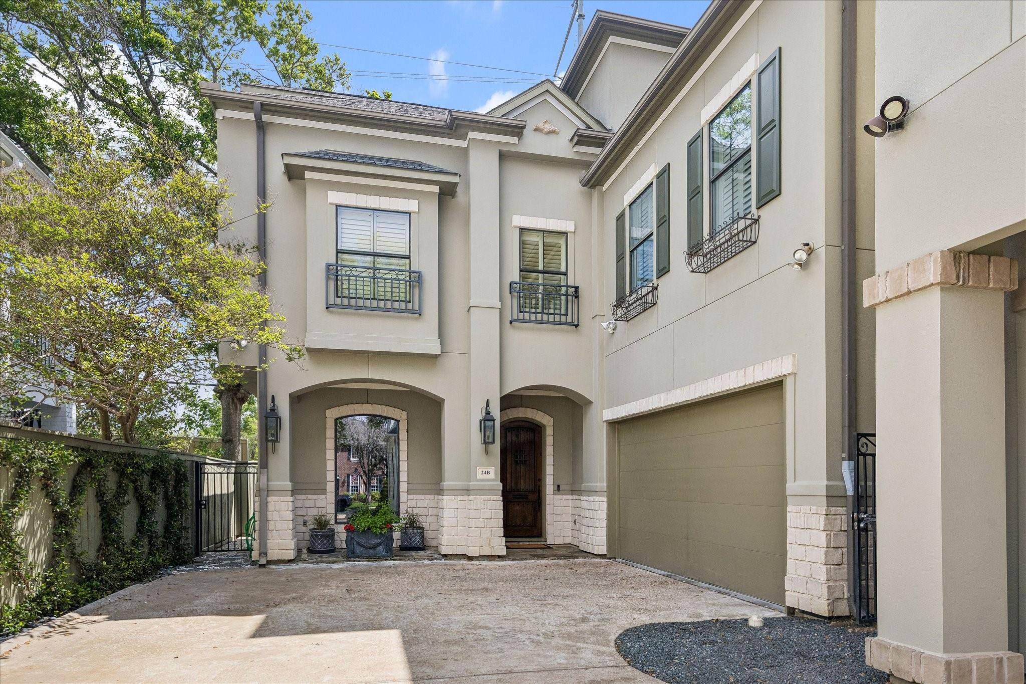 24 Hackberry Lane #B — photo
